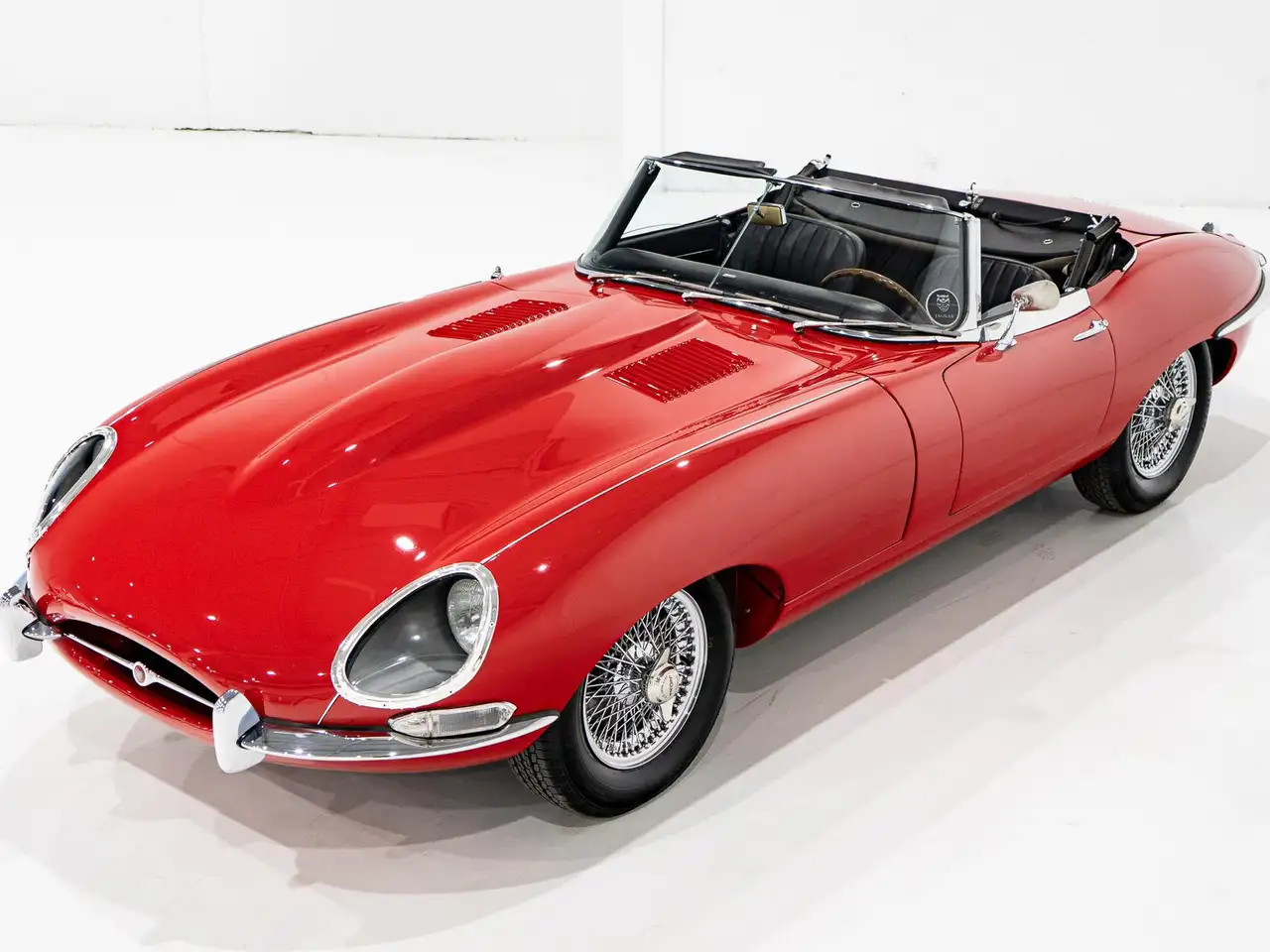 Jaguar E-Type photo Jaguar E-Type