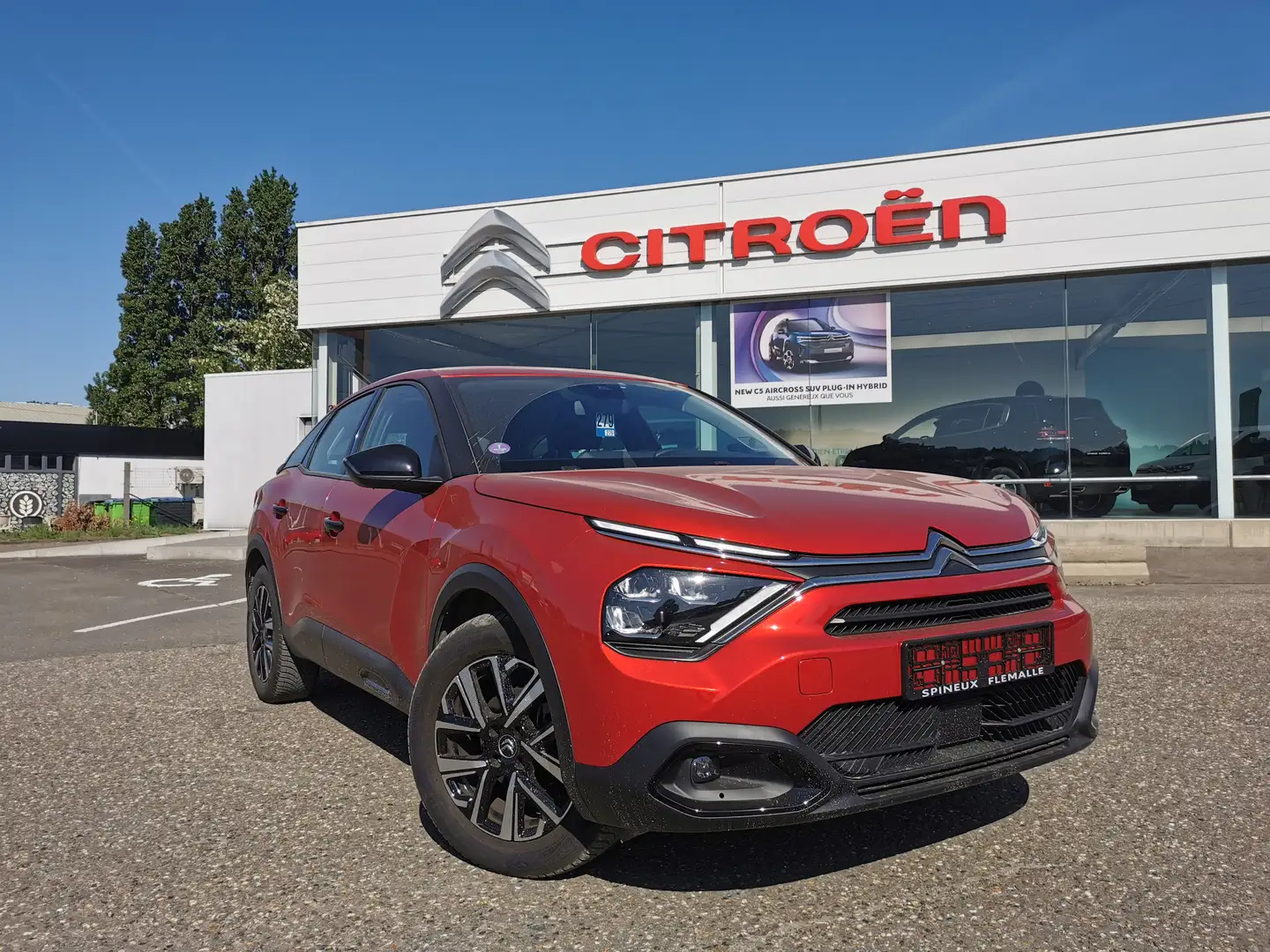 Citroen C4 1.2 Turbo Live S Rood - 1