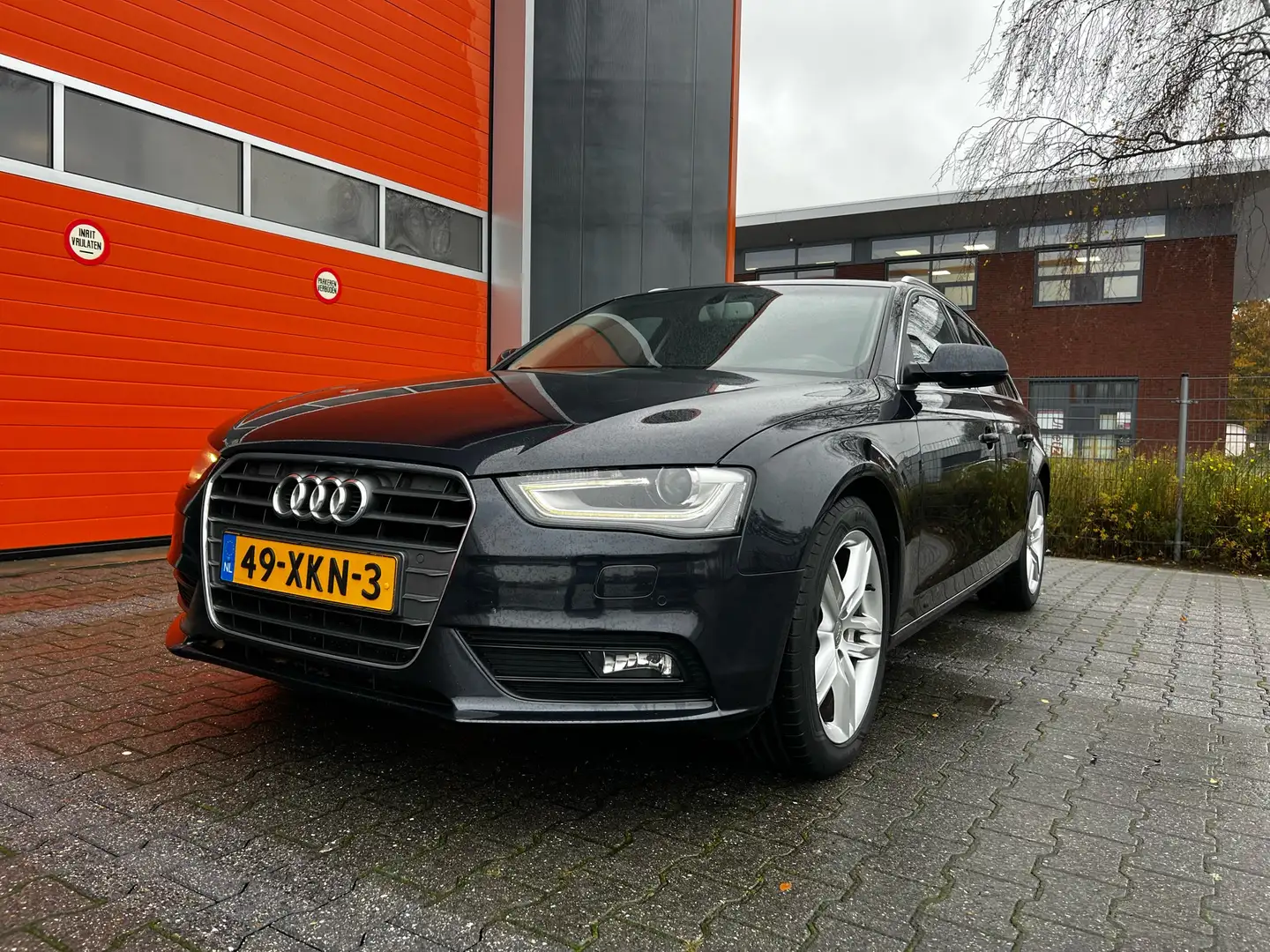 Audi A4 1.8 TFSI Pro Line Blauw - 1