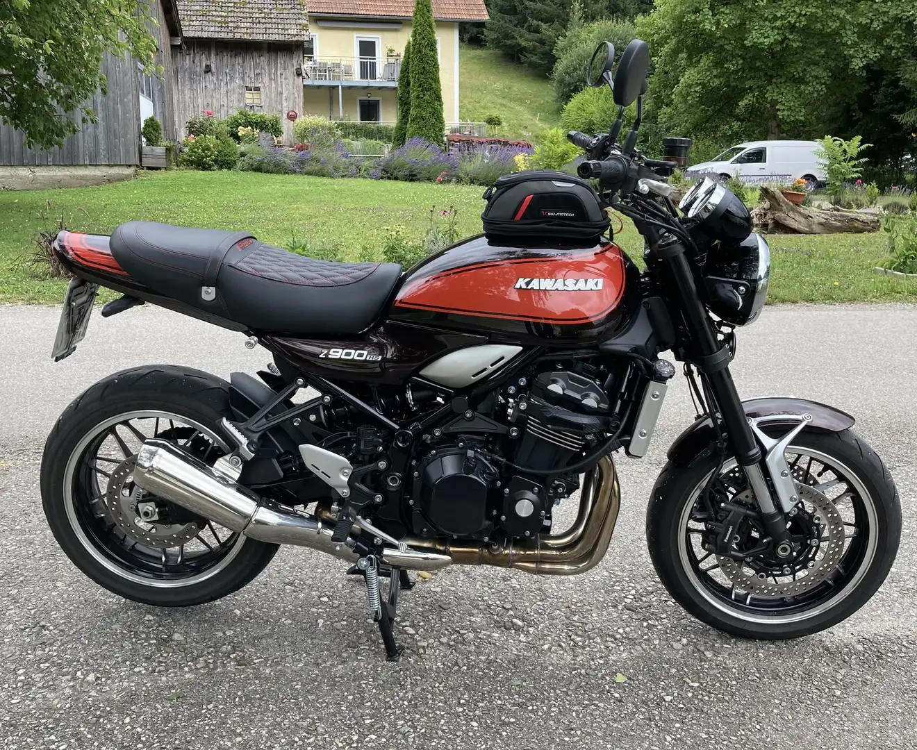 Kawasaki Z900RS - 2