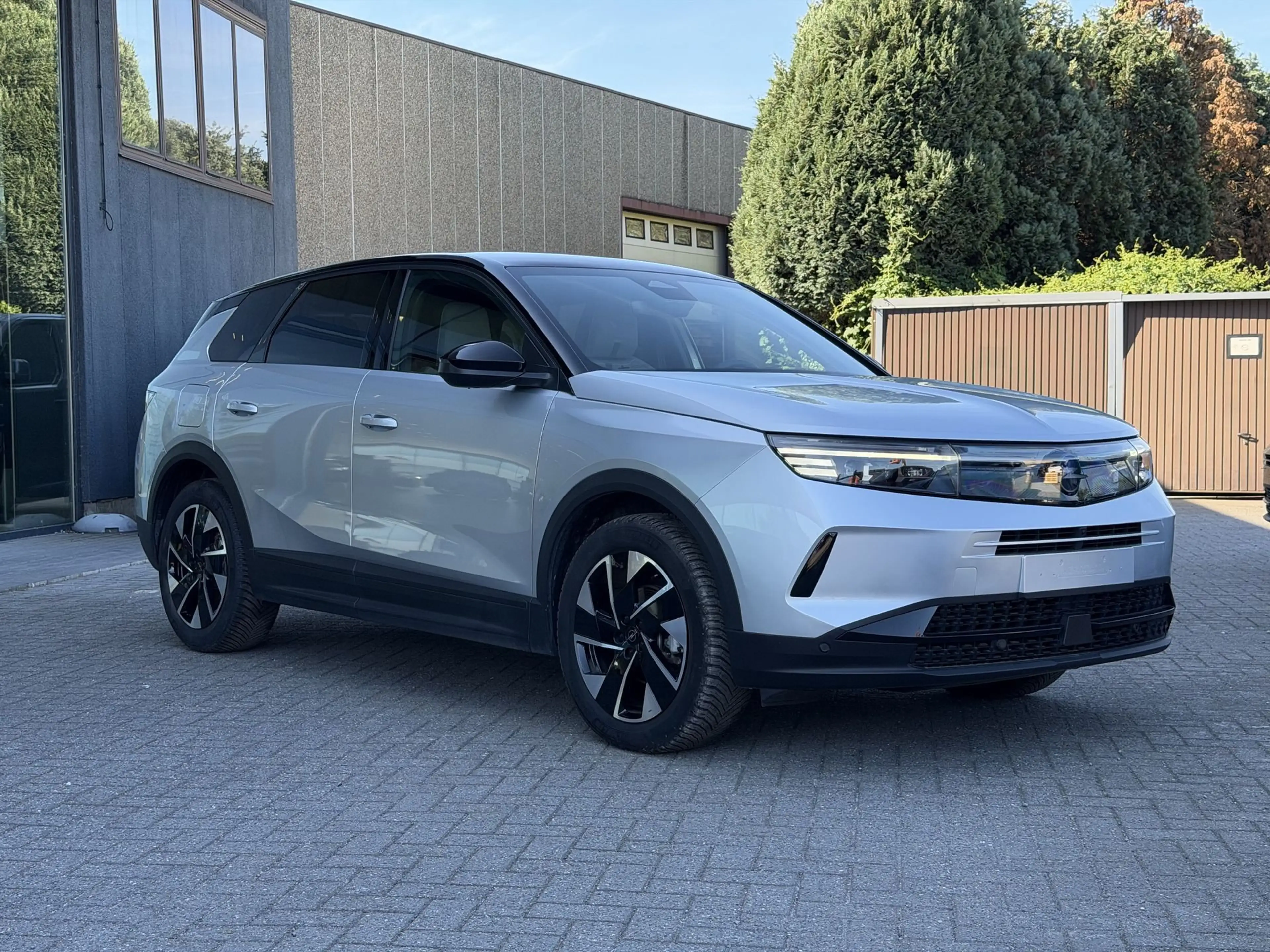 Opel Grandland 1.2T Hybrid GS *Navi*360° Cam*CarPlay* — photo 2