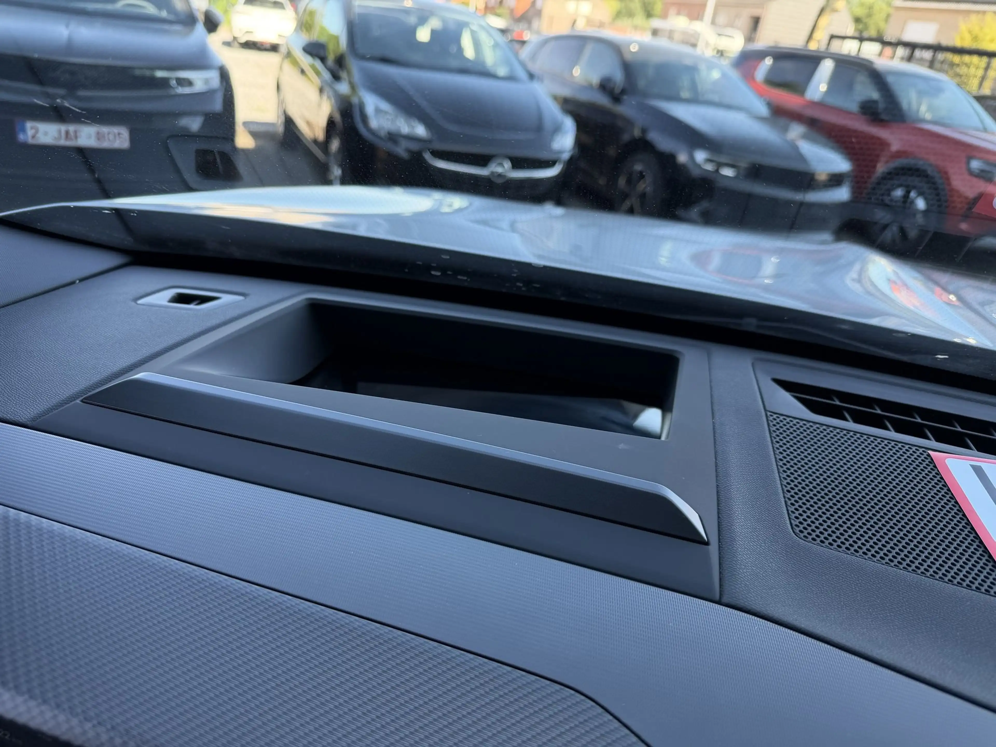 Opel Grandland 1.2T Hybrid GS *Navi*360° Cam*CarPlay* — photo 15
