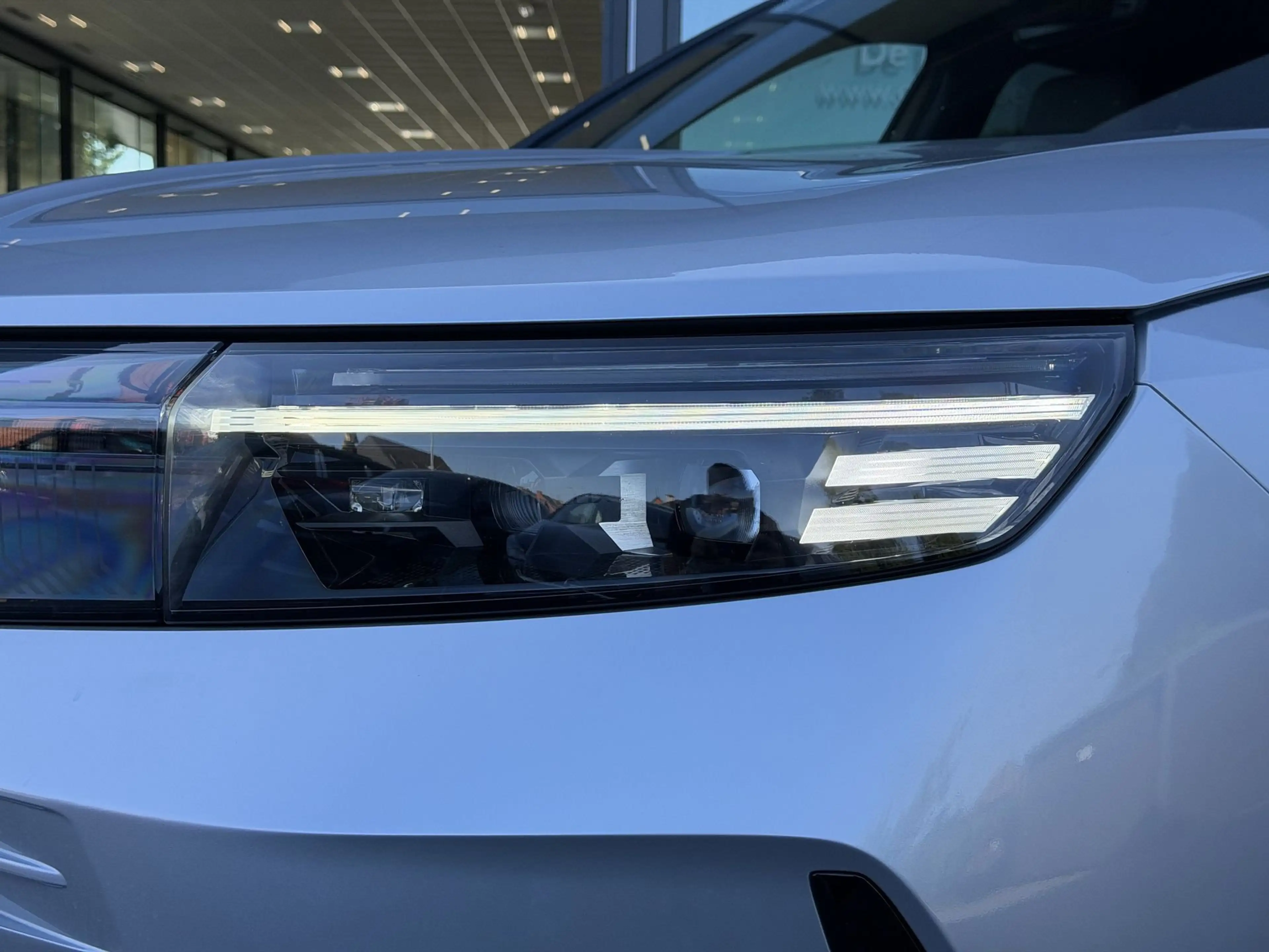 Opel Grandland 1.2T Hybrid GS *Navi*360° Cam*CarPlay* — photo 8