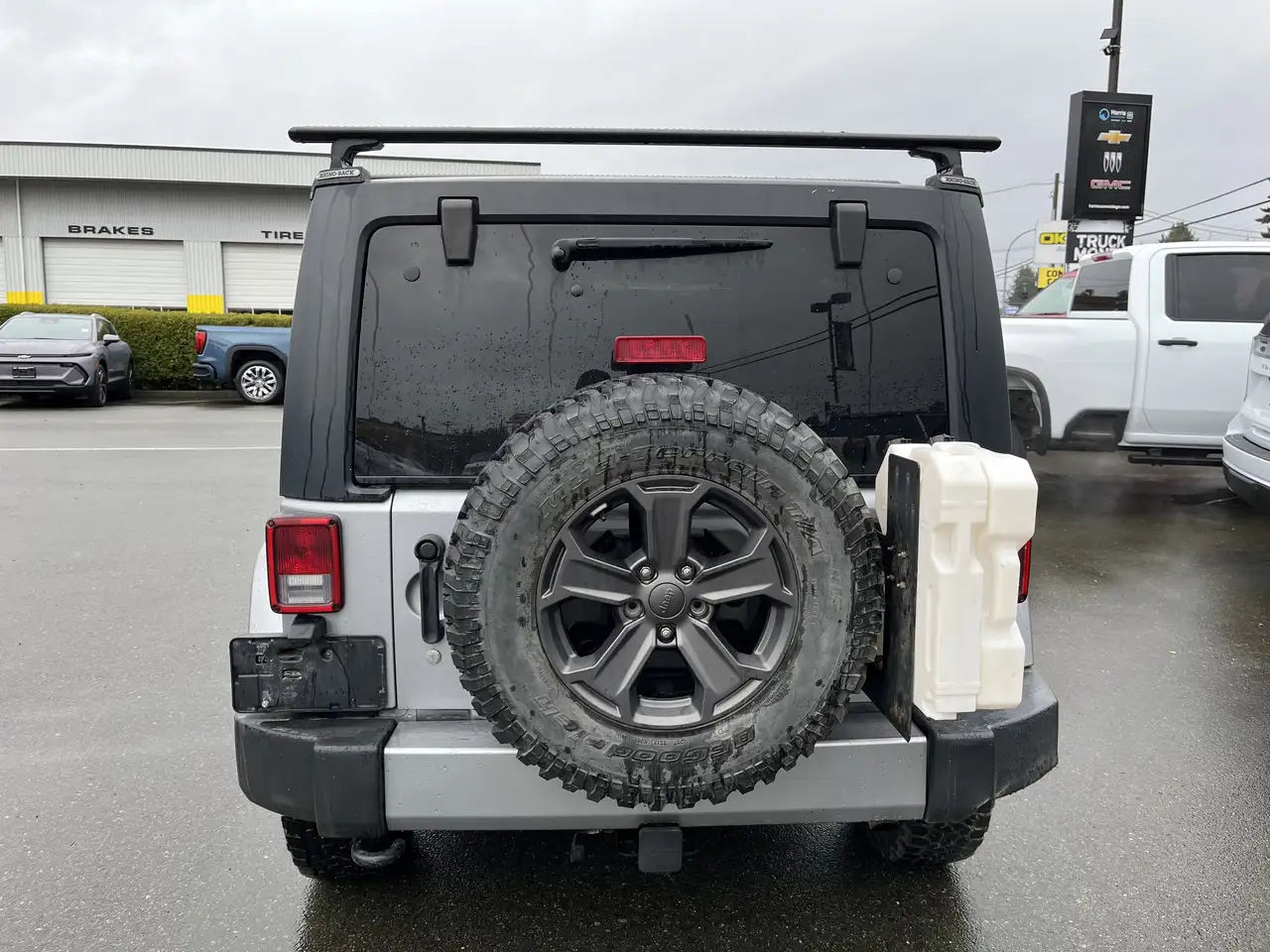 Jeep Wrangler снимка Jeep Wrangler