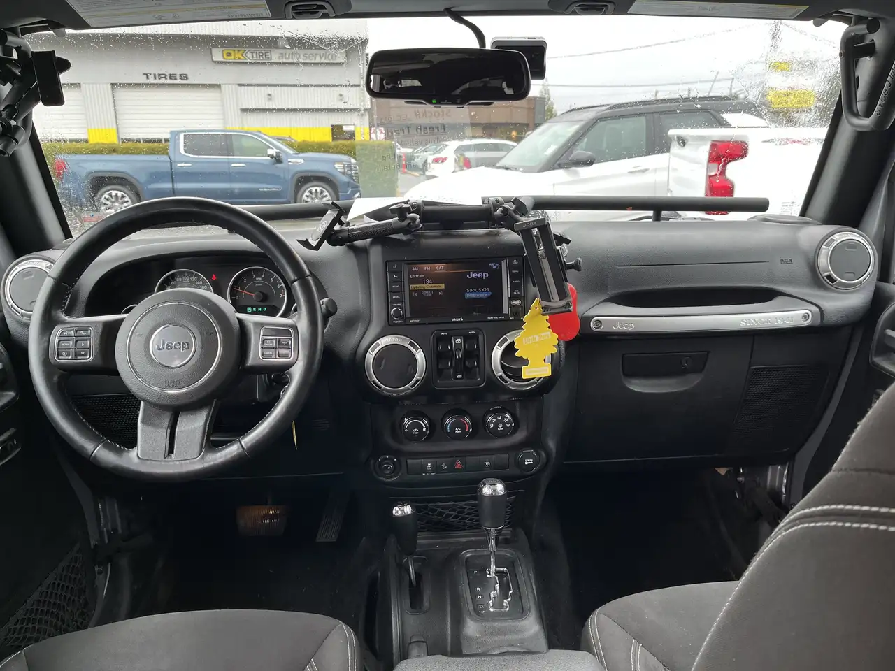 Jeep Wrangler снимка Jeep Wrangler