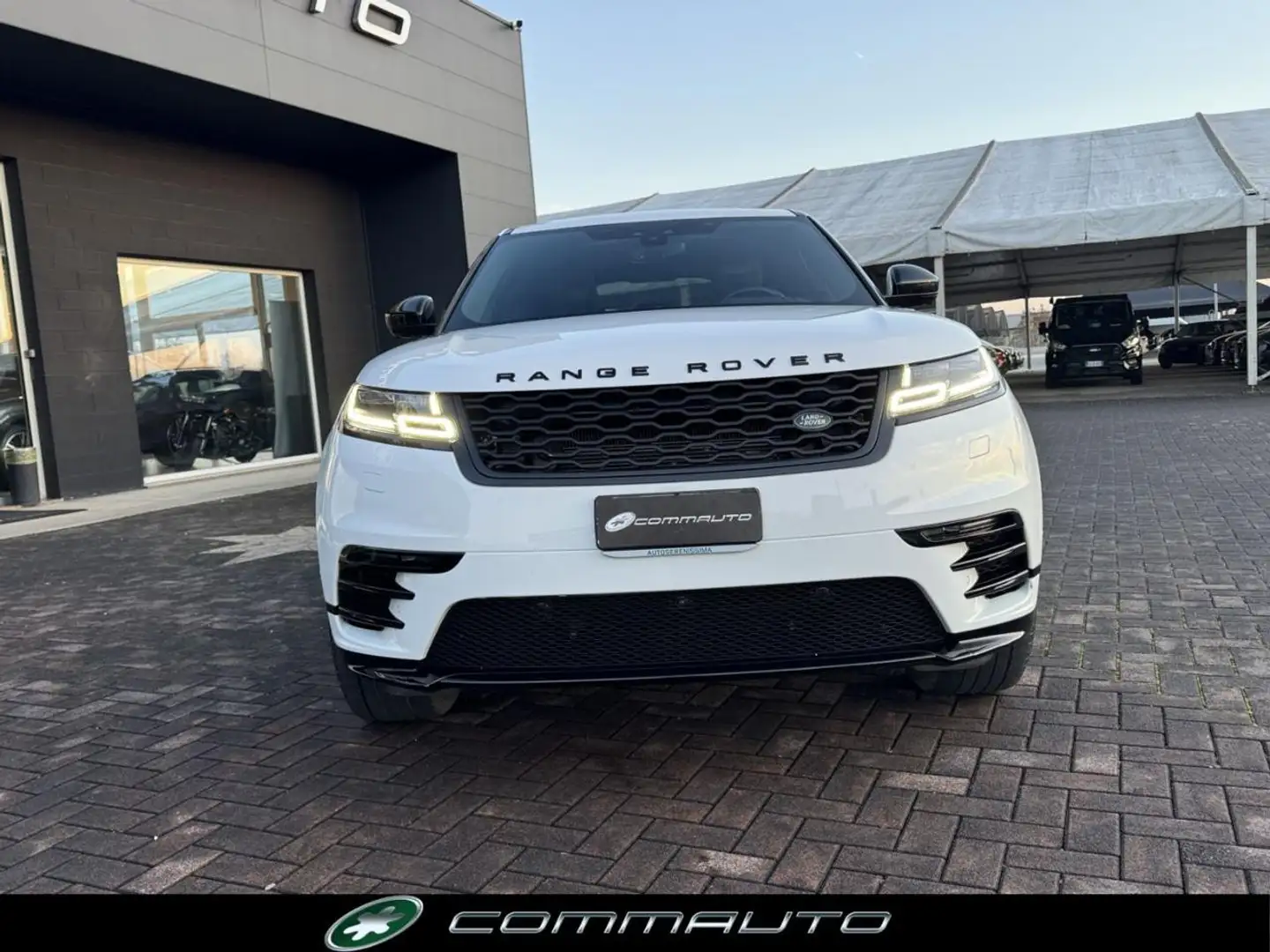 Land Rover Range Rover Velar 2.0D I4 180 CV R-Dynamic S Blanc - 2