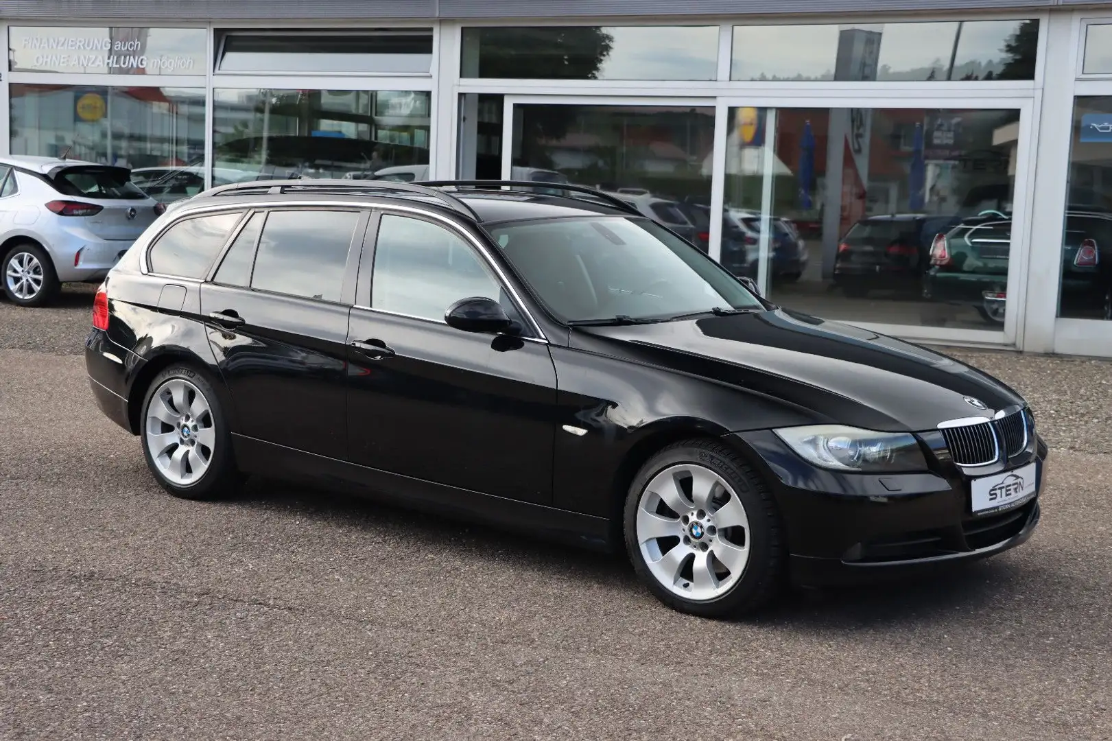 BMW 325 i xDrive l NAVI-PRO l XENON l Schwarz - 1