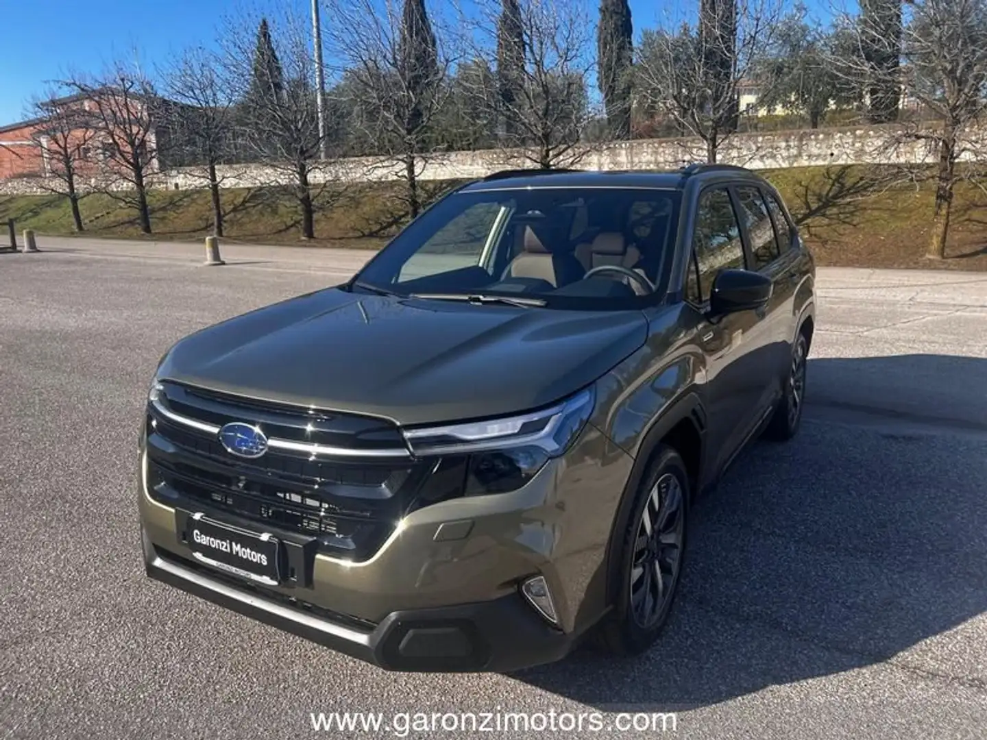 Subaru Forester 2.0i e-Boxer MHEV CVT Lineartronic Premium Verde - 1