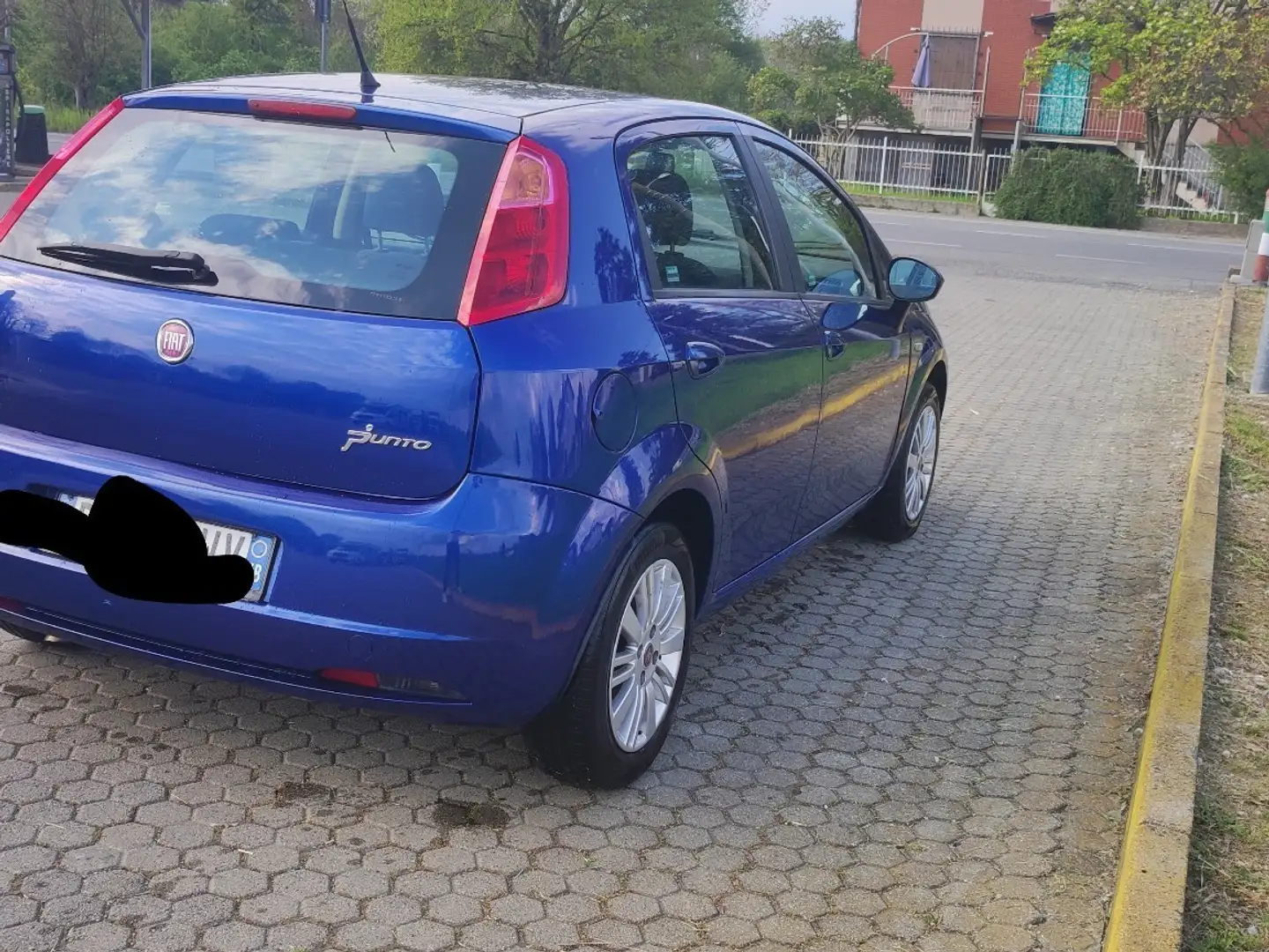 Fiat Grande Punto 5p 1.4 Dynamic Gpl 77cv - 2