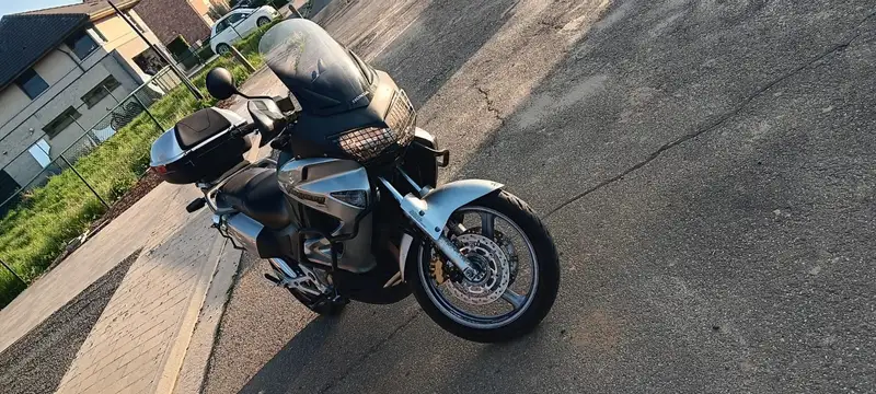 Honda XL 1000 - foto 2