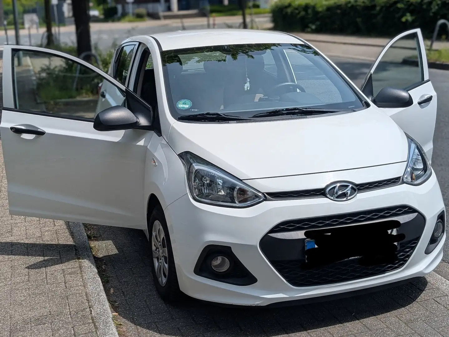 Hyundai i10 i10 1.0 blue Style Biały - 1