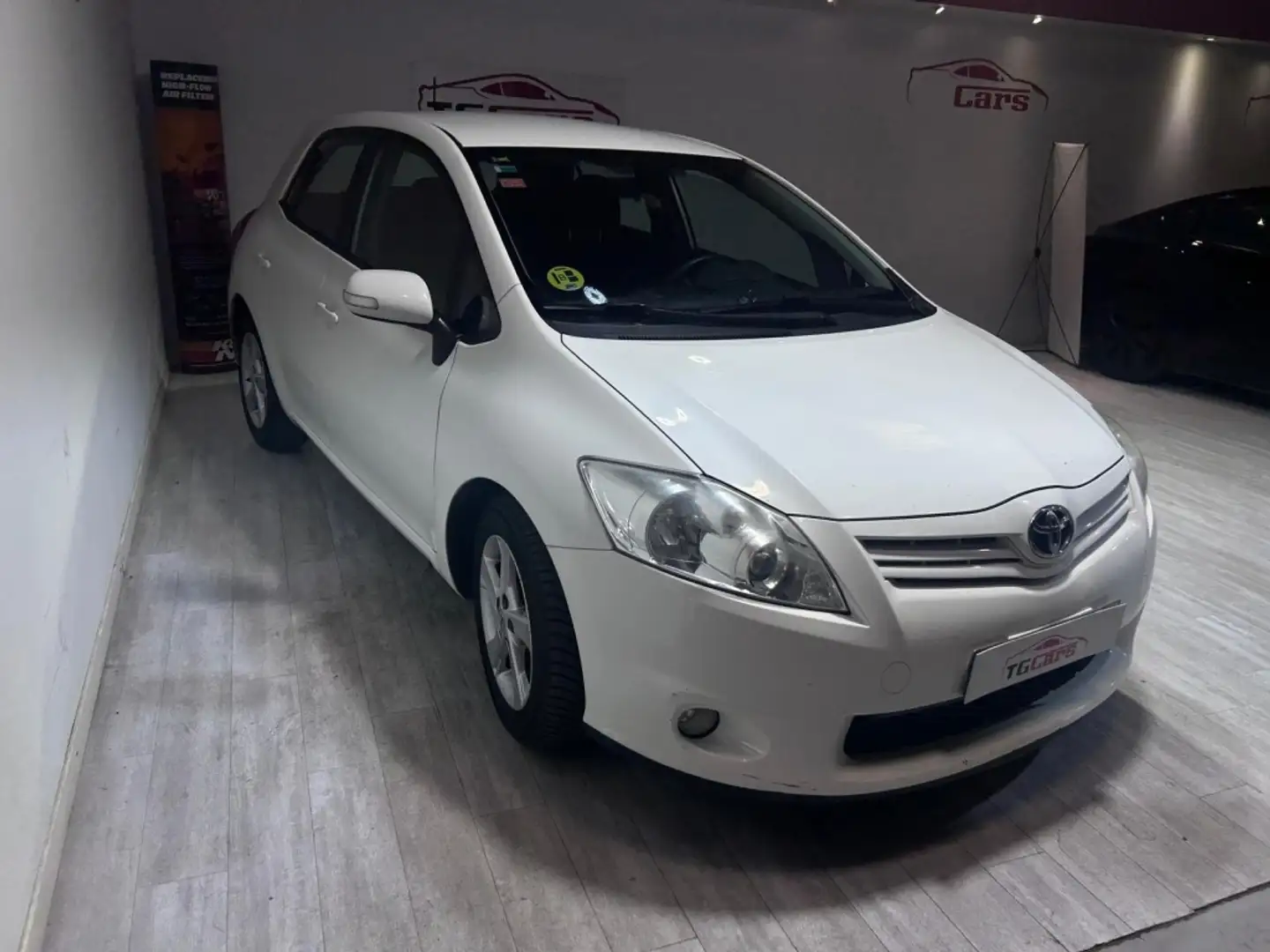 Toyota Auris 2.0D-4D Advance Blanco - 2