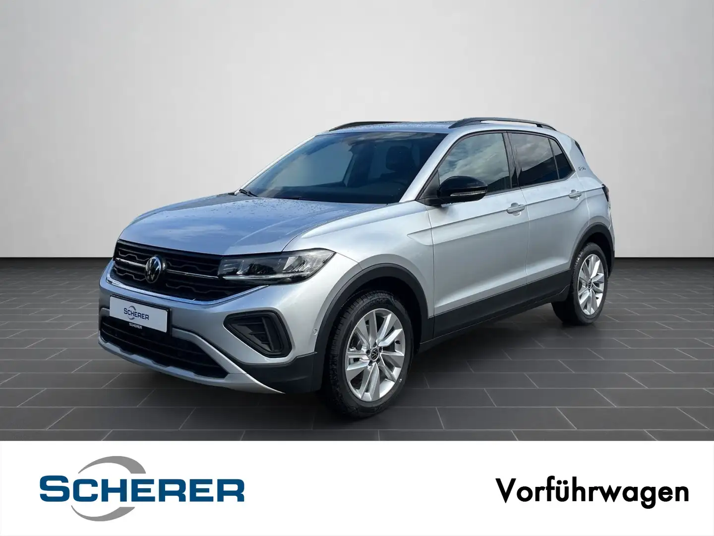 Volkswagen T-Cross Life 1.0 TSI DSG Silber - 1