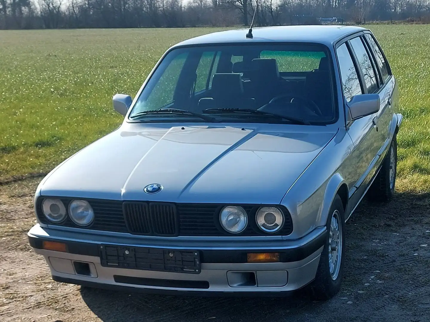 BMW 316 Touring Stříbrná - 1