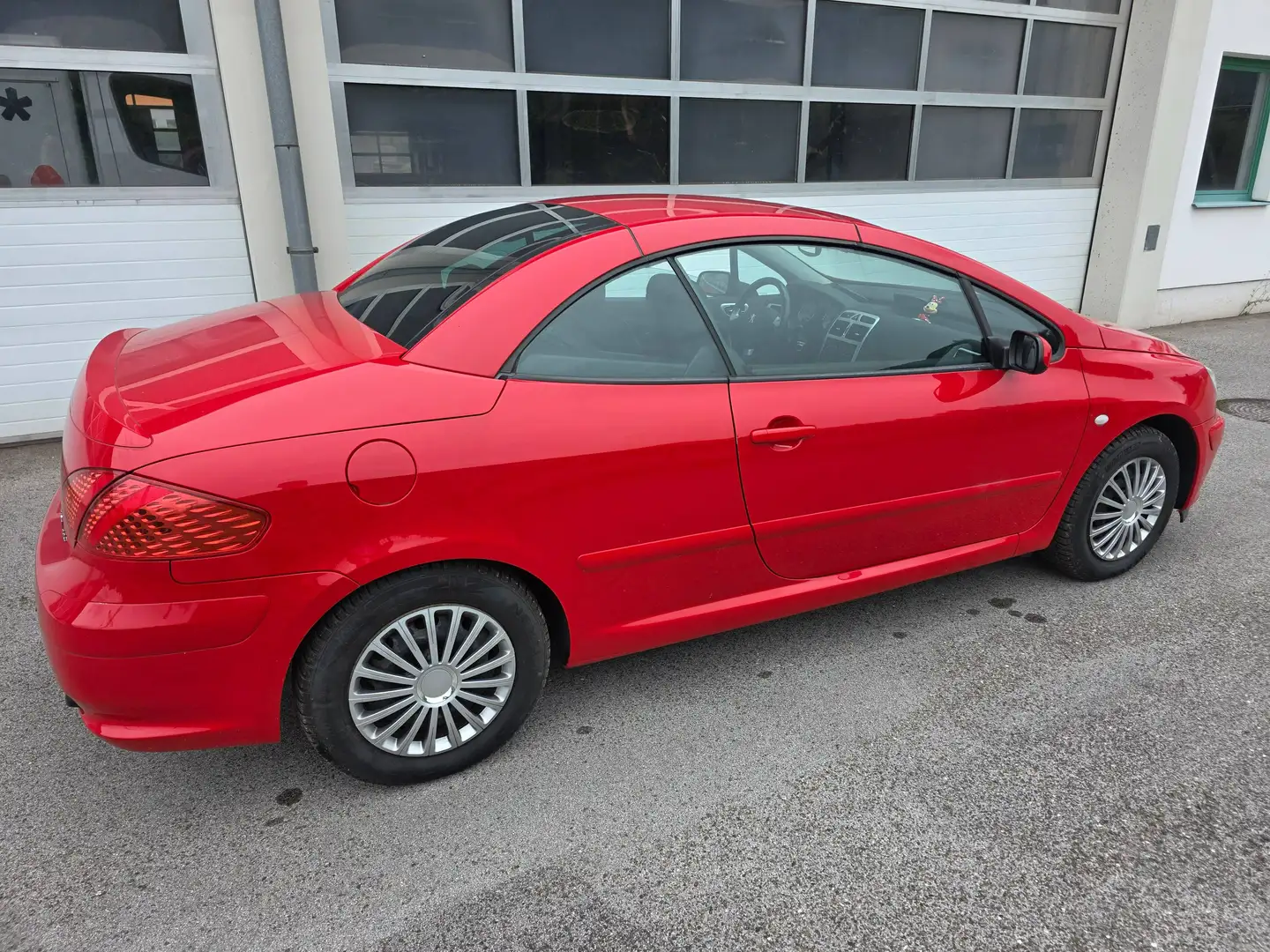 Peugeot 307 307 CC 2,0 16V Tiptronic Rot - 2