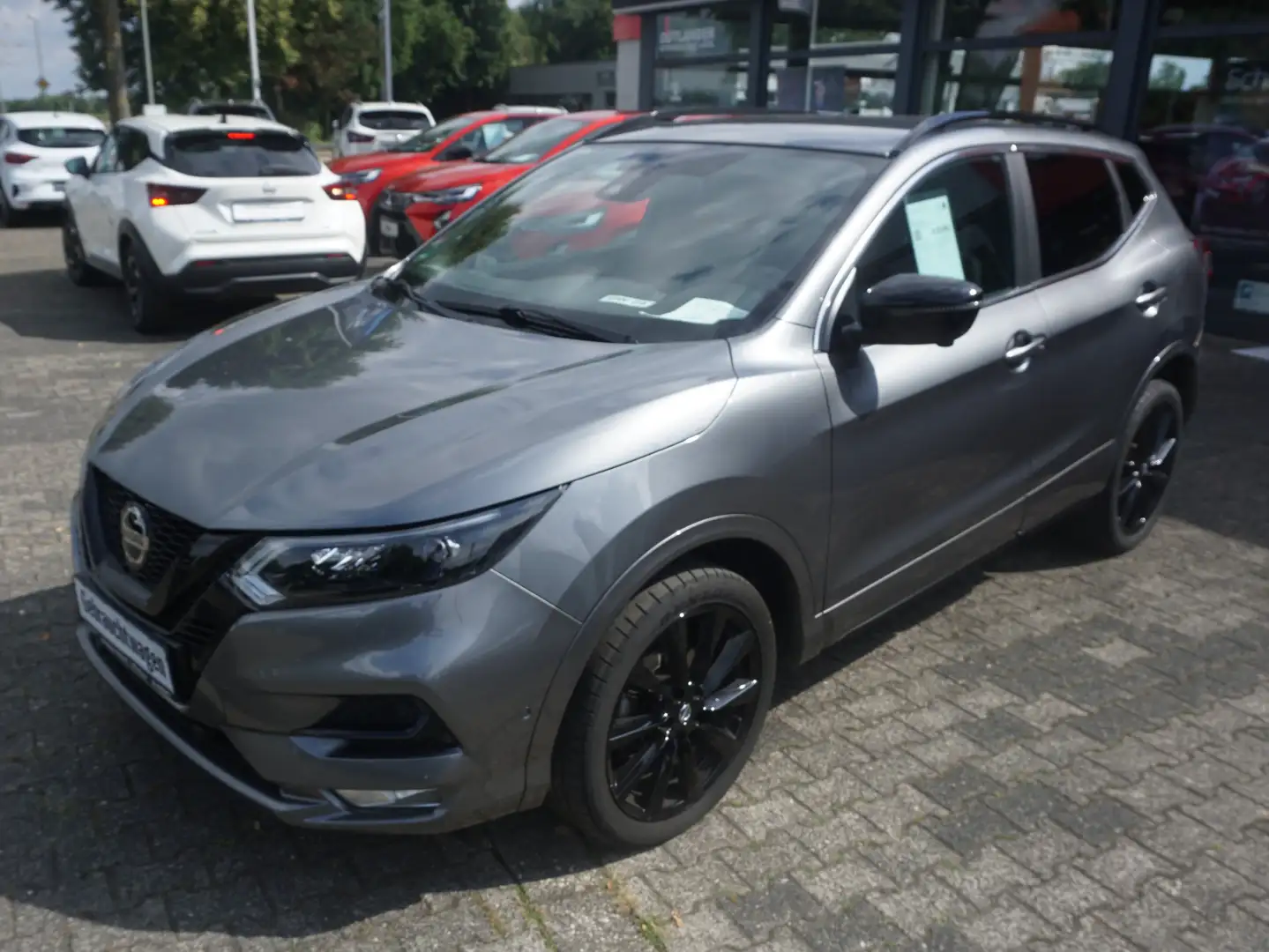 Nissan Qashqai 1.3 DIG-T DCT N-TEC AHK SHZ LED Gris - 1