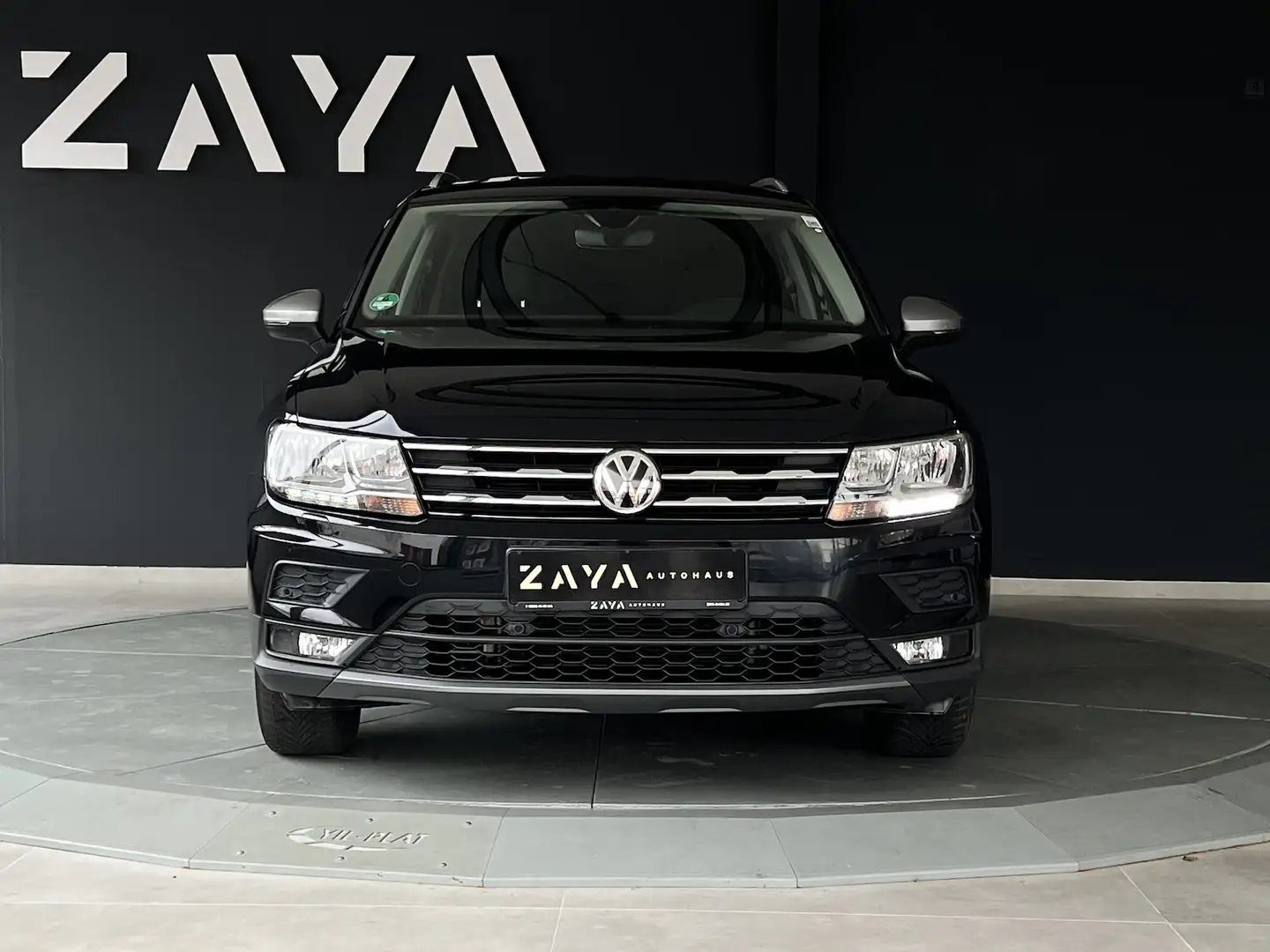Volkswagen Tiguan Allspace 1.5 TSI 7-SITZER*AHK*LED*NAVI* Schwarz - 2