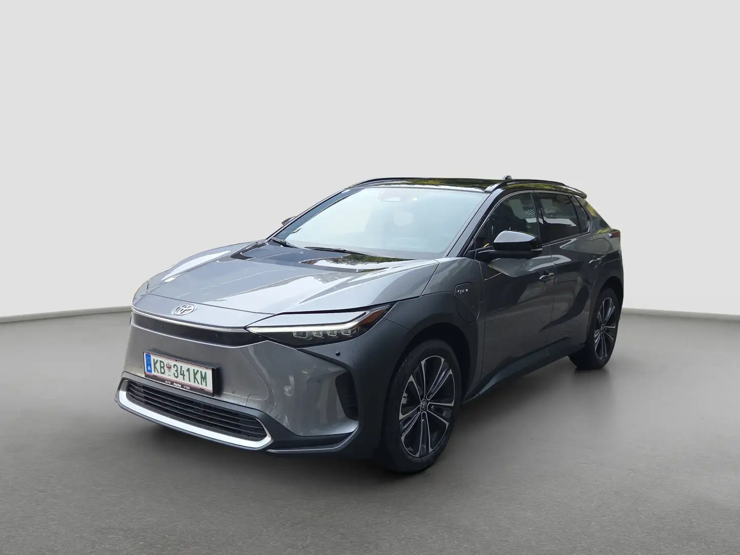 Toyota bZ4X BZ4X Allrad 160KW Comfort+Executive+Style Silber - 1