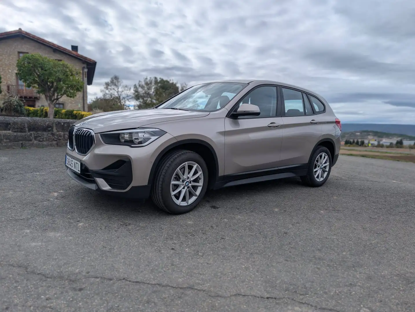 BMW X1 X1 sDrive 18d Business (4.75) Business Beige - 1