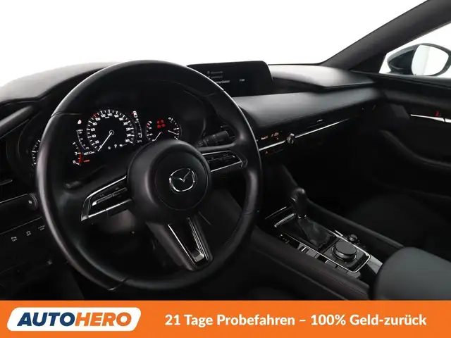 Mazda Mazda3 view 11