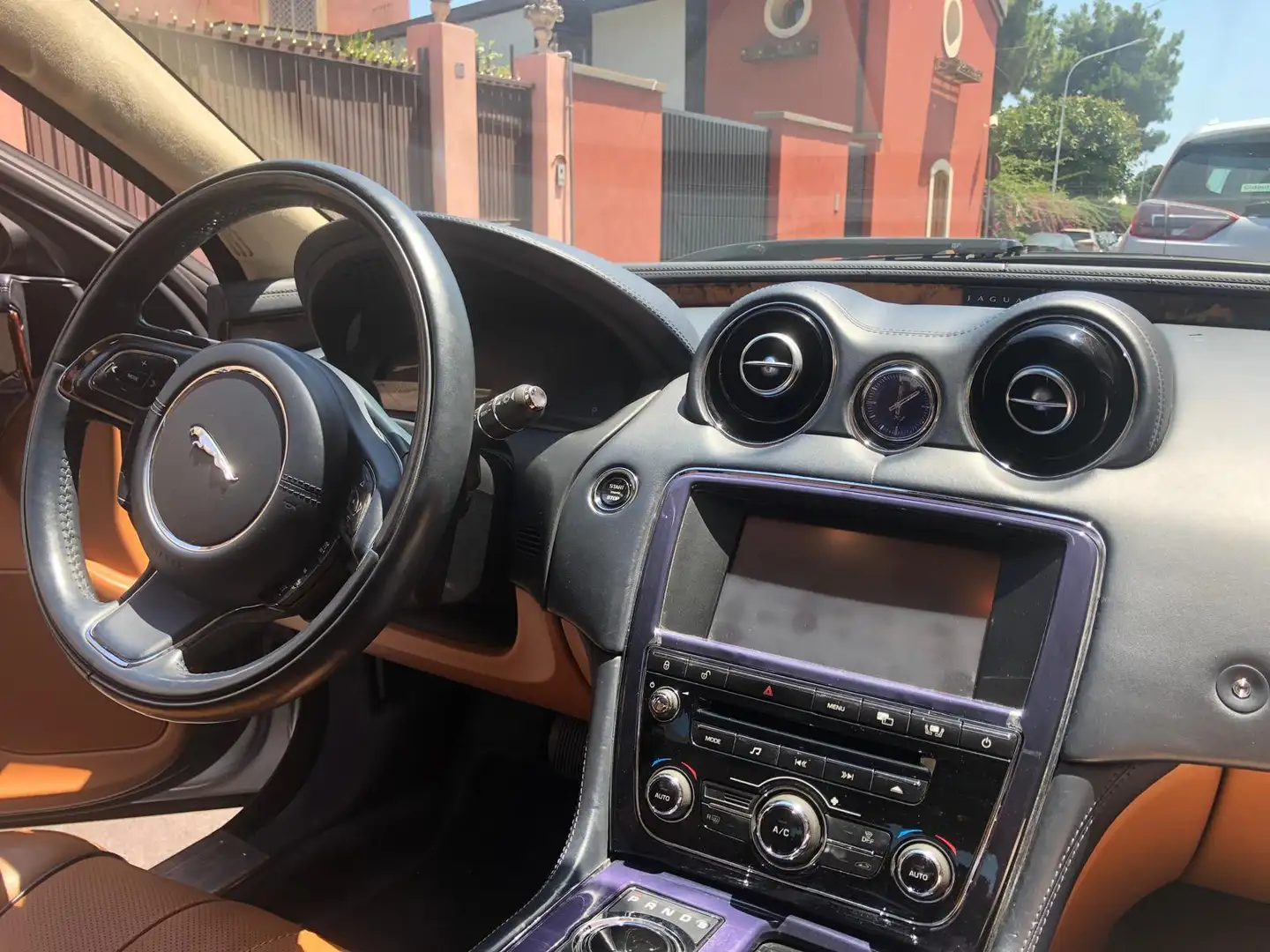 Jaguar XJ 4.2 V8 s/c Super - 1