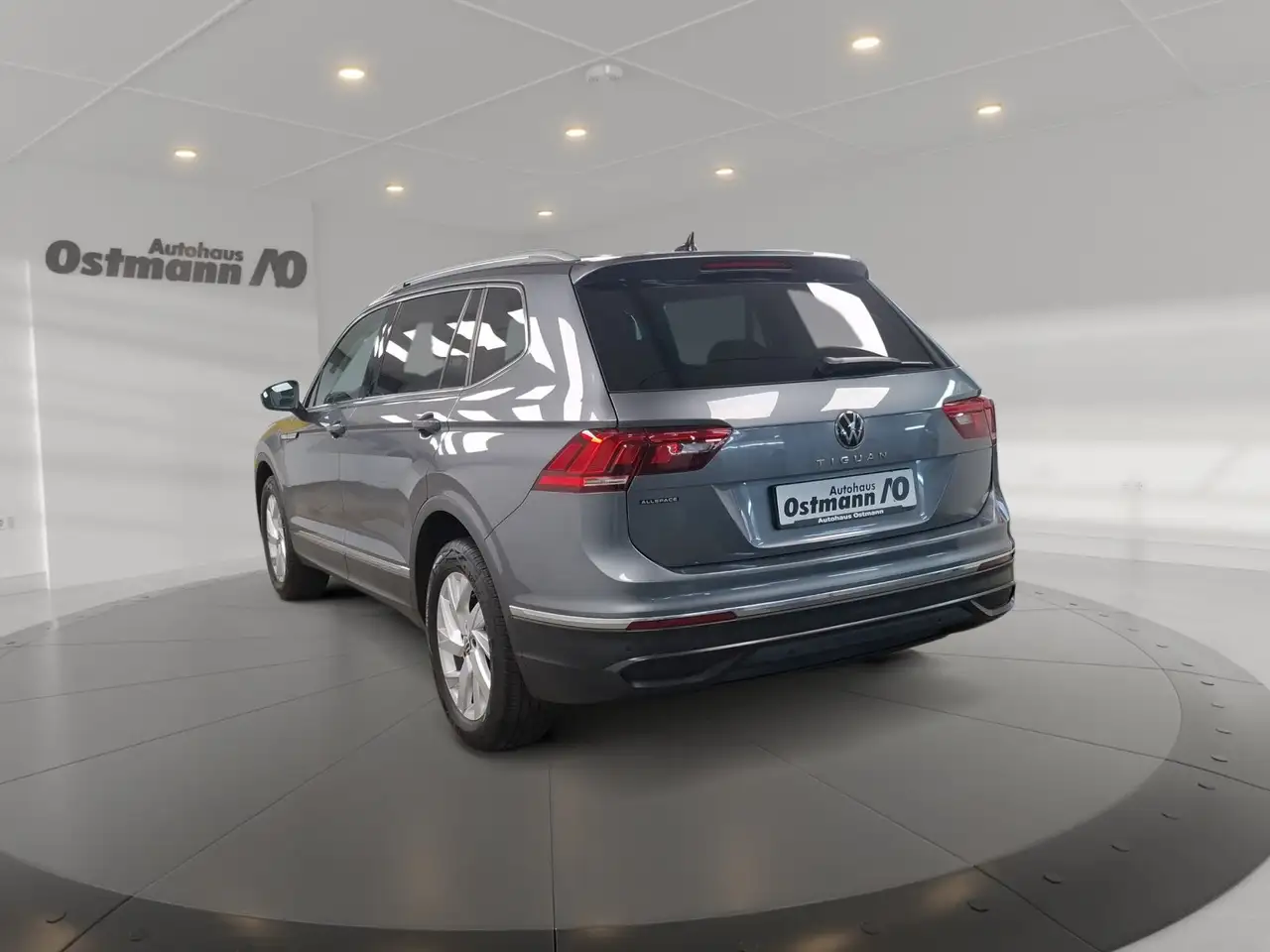 Volkswagen Tiguan, фото 2