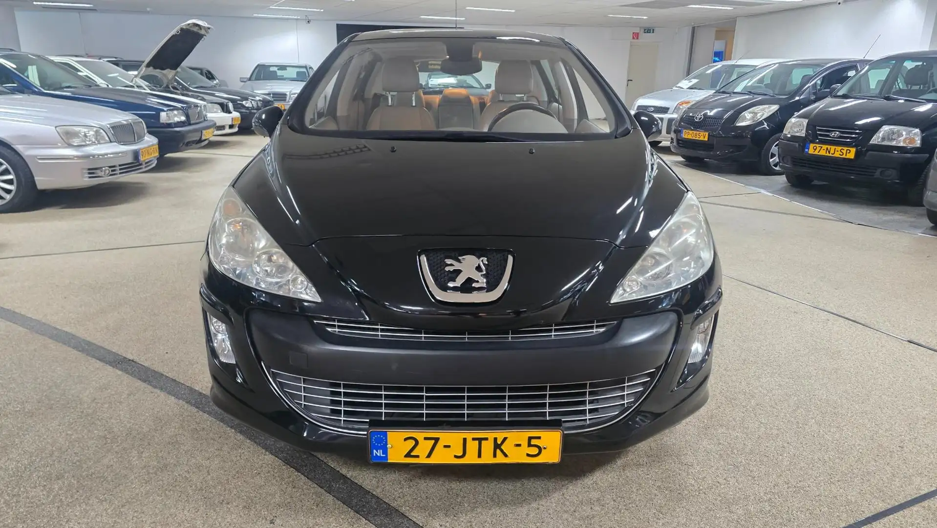 Peugeot 308 1.6 THP XT leren bekleding zeer netjes Schwarz - 2