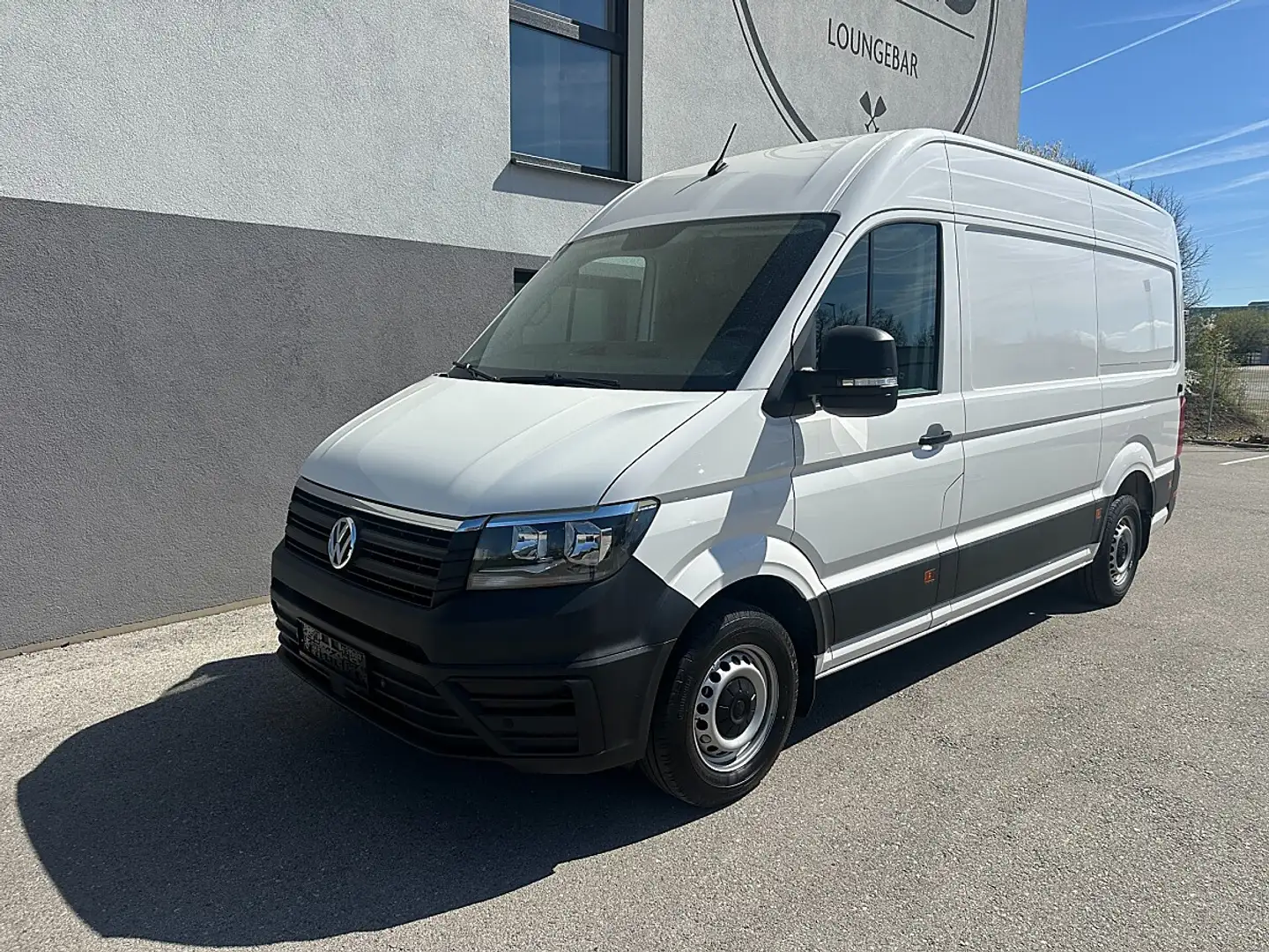 Volkswagen Crafter 30 Kasten MR L3H3 2,0-I-TDI Weiß - 1
