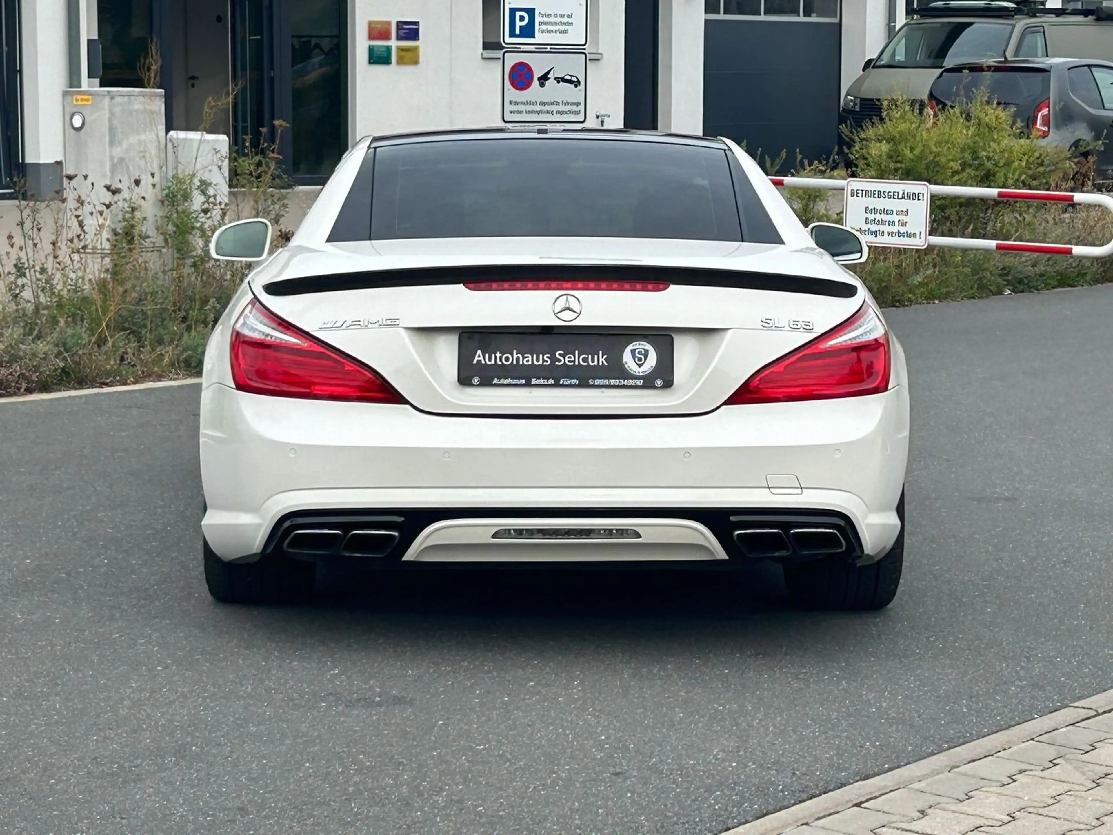 Mercedes-Benz SL 63 AMG Designo Performance Paket *B&O*Pano* — photo 4
