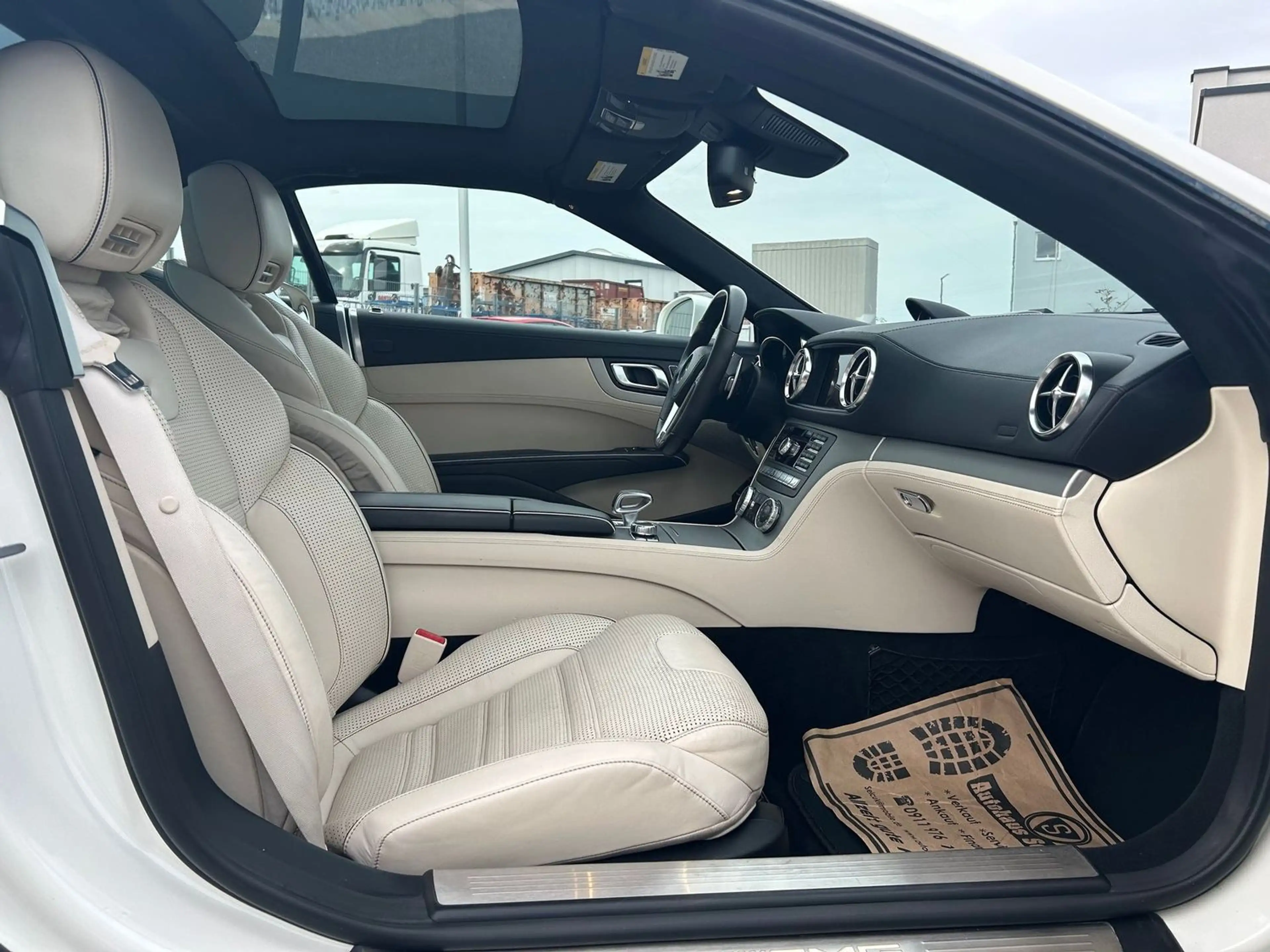 Mercedes-Benz SL 63 AMG Designo Performance Paket *B&O*Pano* — photo 10