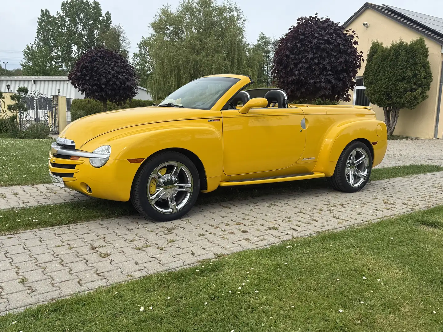Chevrolet SSR Pick Up Cabrio Gelb - 1