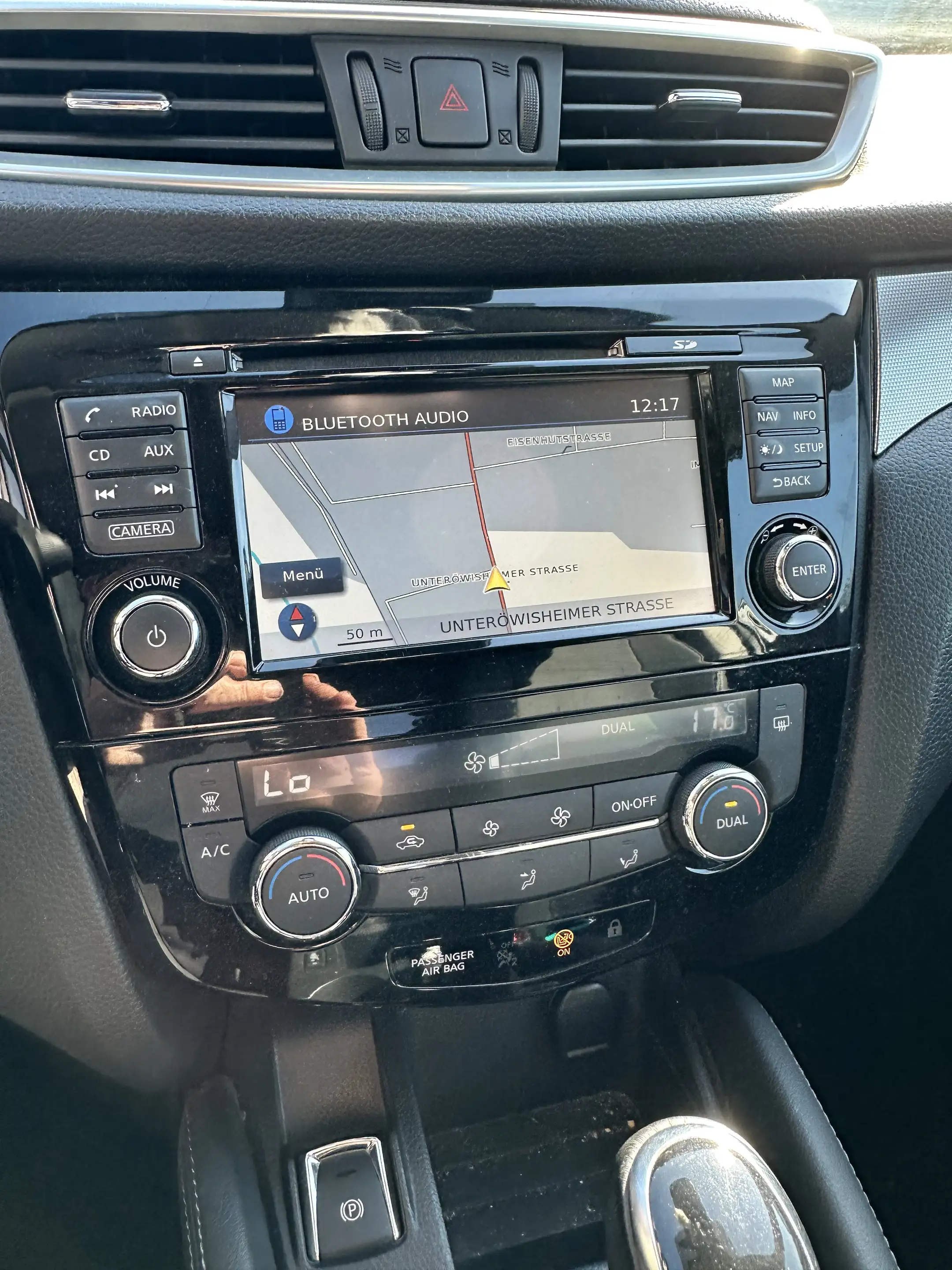 Nissan Qashqai Visia 1.Hand Automatik — photo 11