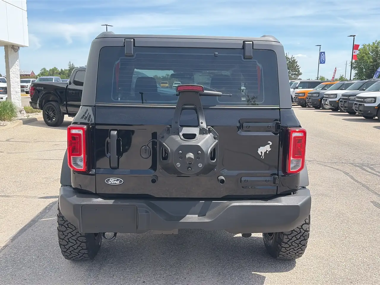 Ford Bronco снимка Ford Bronco