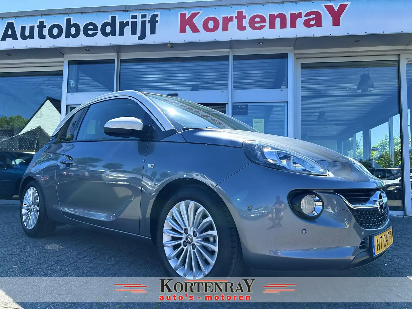 Opel Adam 1.0 Turbo Glam Favourite slechts 12,345 km gereden Grijs - 1