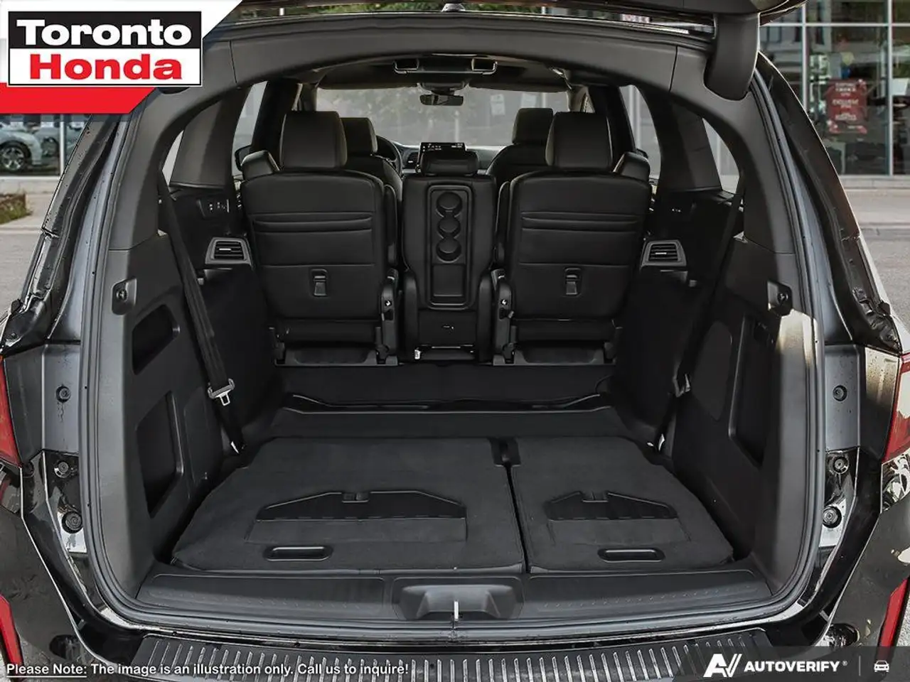 Honda Odyssey снимка Honda Odyssey