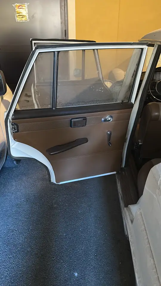 Mercedes-Benz 200, foto 10