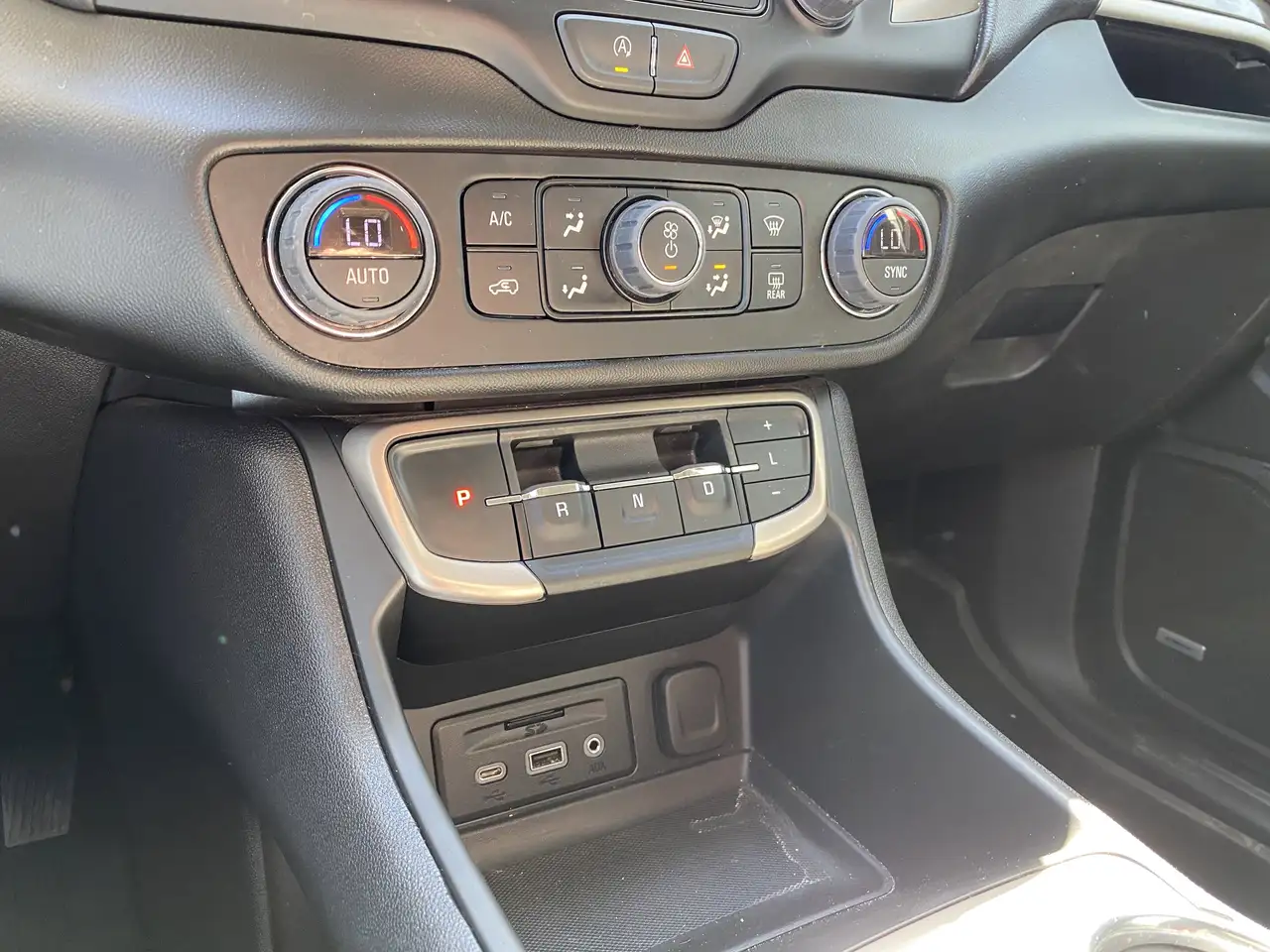 GMC Terrain снимка GMC Terrain