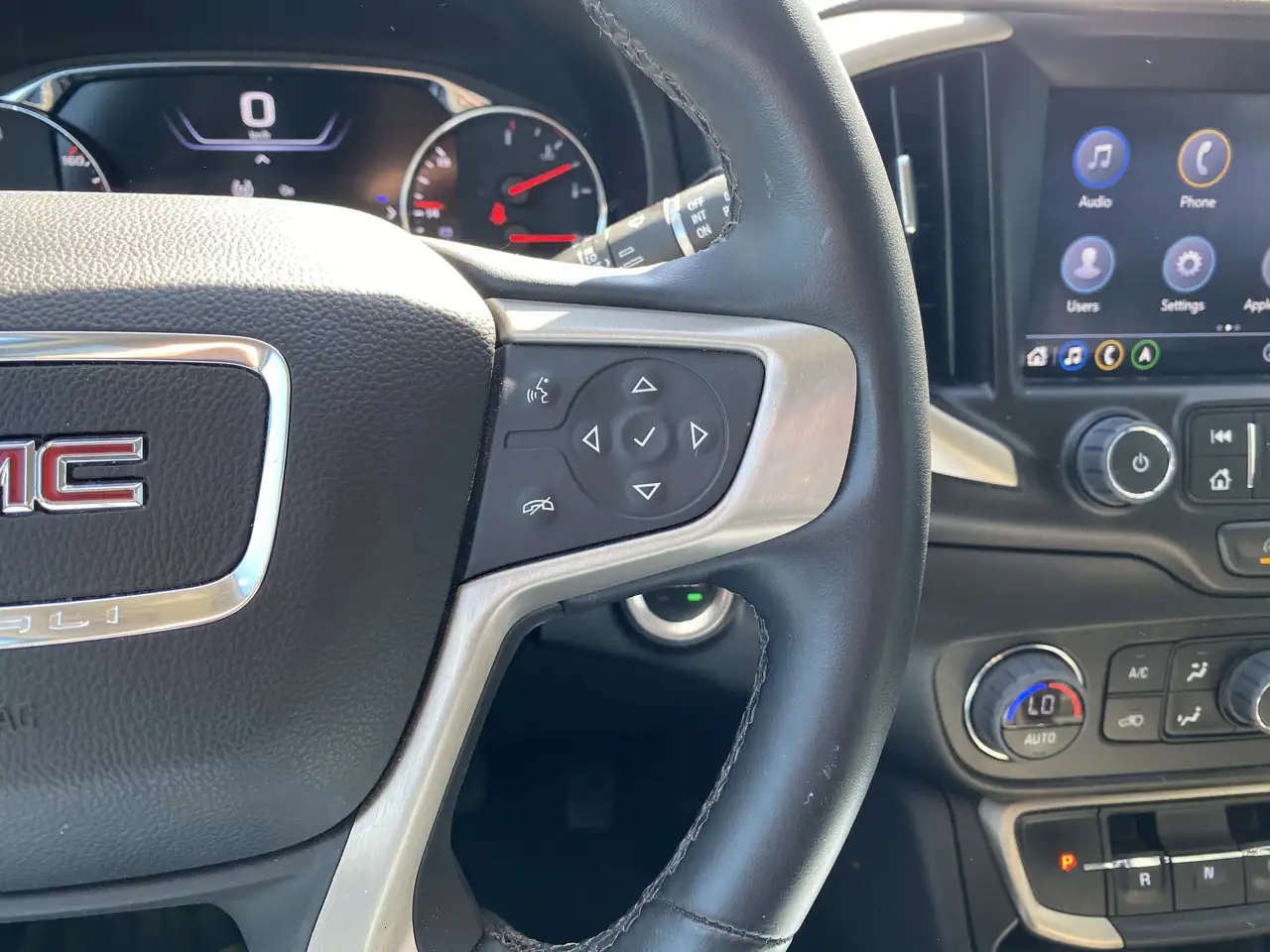 GMC Terrain снимка GMC Terrain