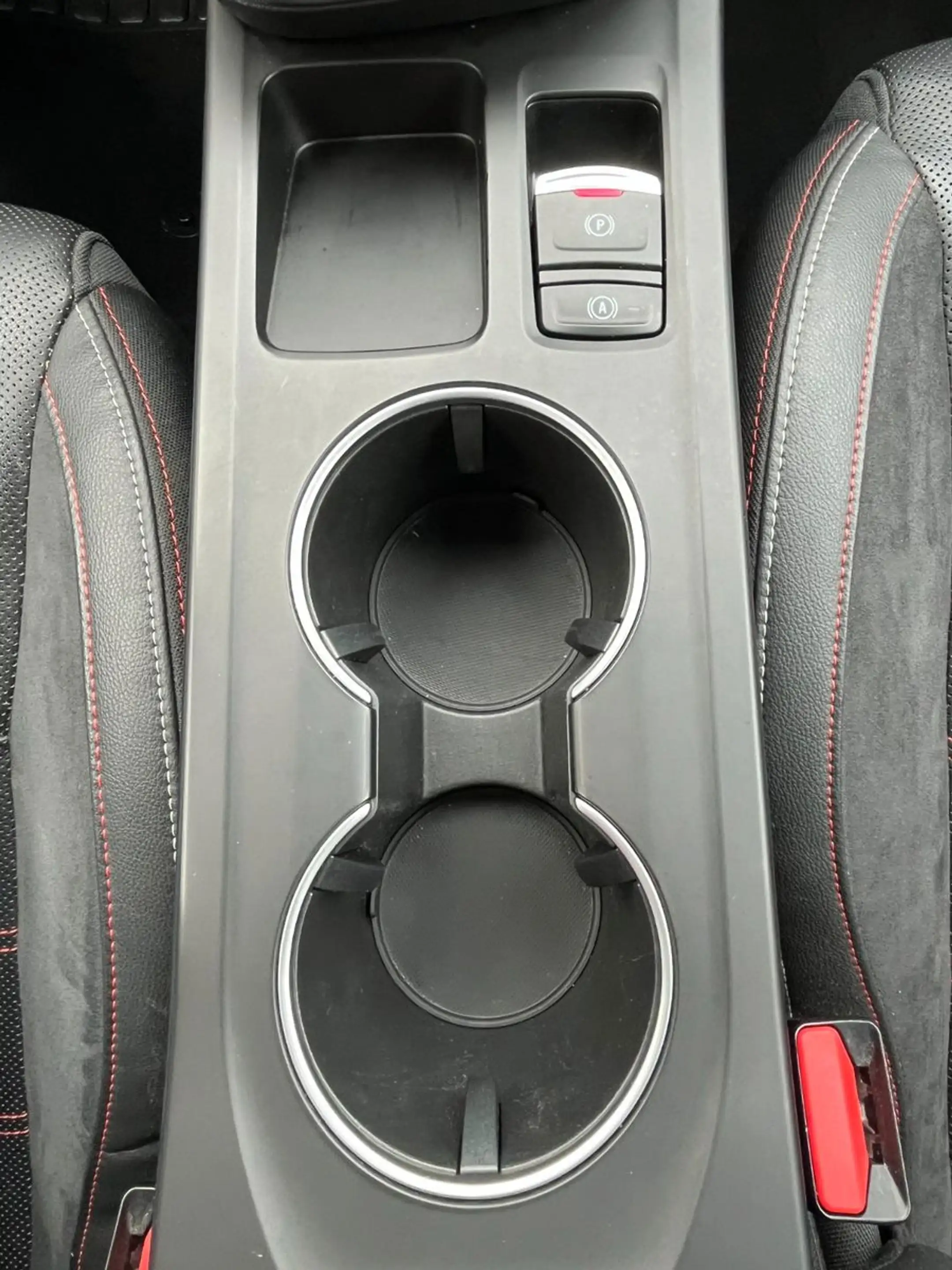 Renault Arkana R.S. LINE-TECH 145 HYBRID (AHK, SHZ, KLIMA) — photo 14