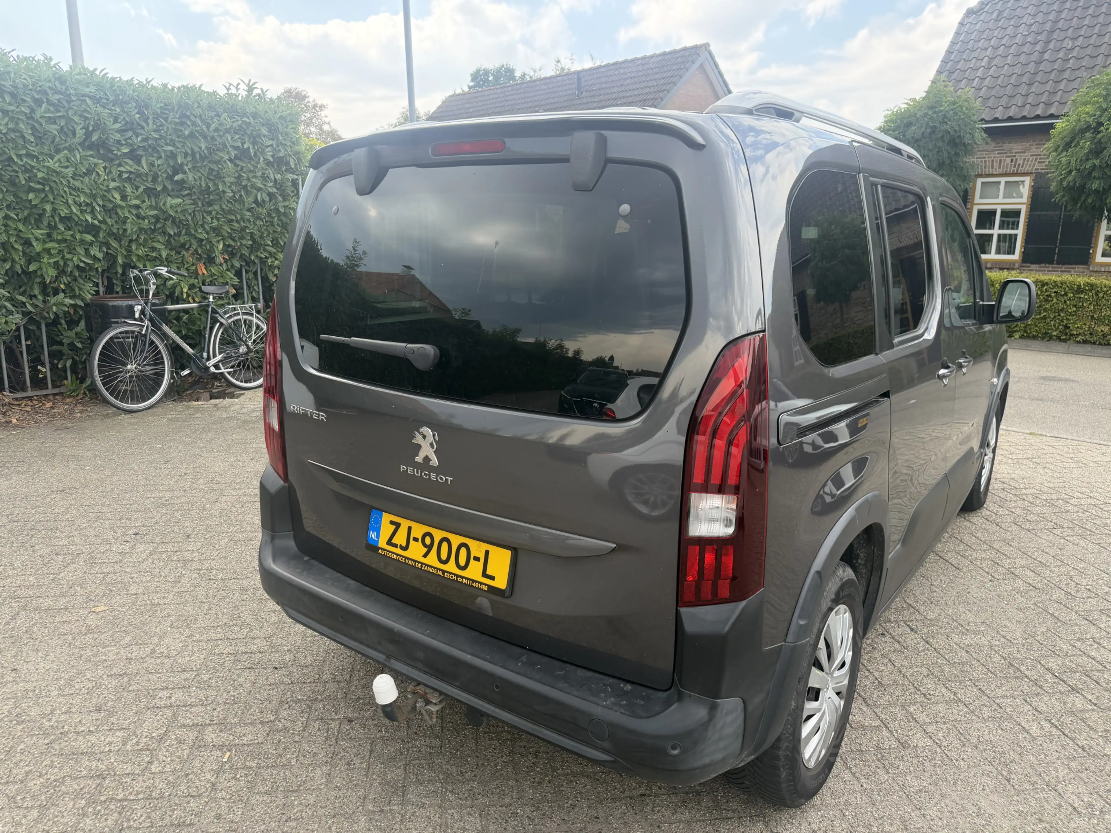 Peugeot Rifter 1.5 BlueHDI Allure — photo 8