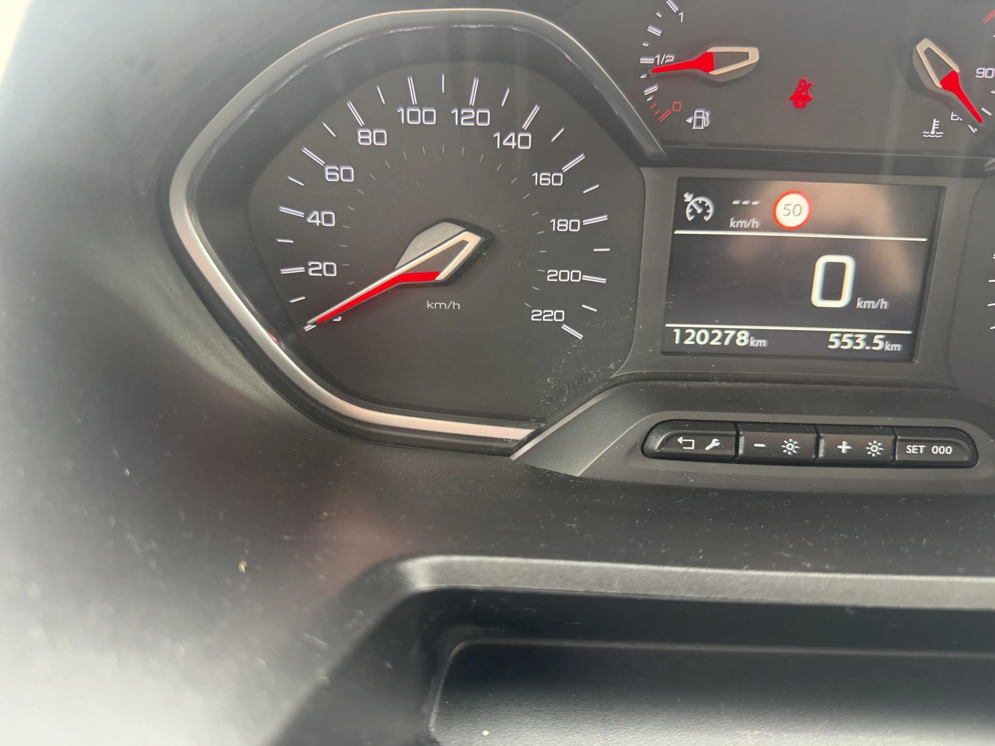 Peugeot Rifter 1.5 BlueHDI Allure — photo 12