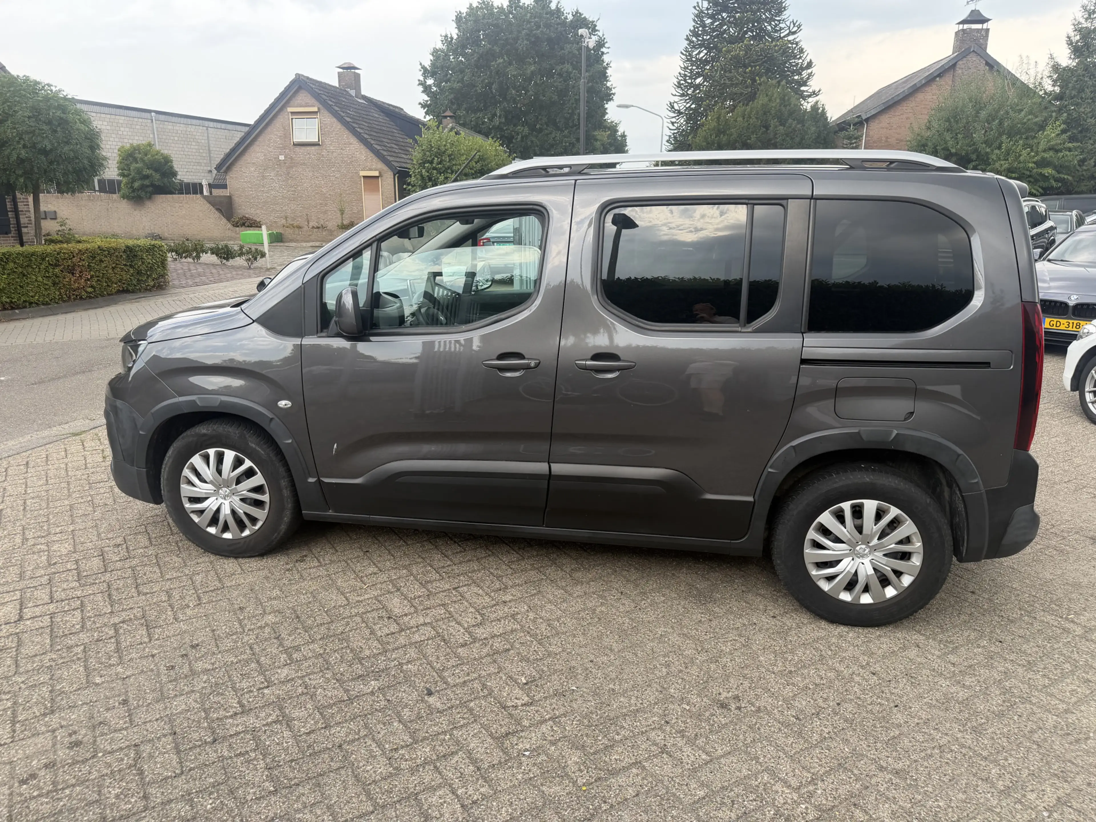 Peugeot Rifter 1.5 BlueHDI Allure — photo 6