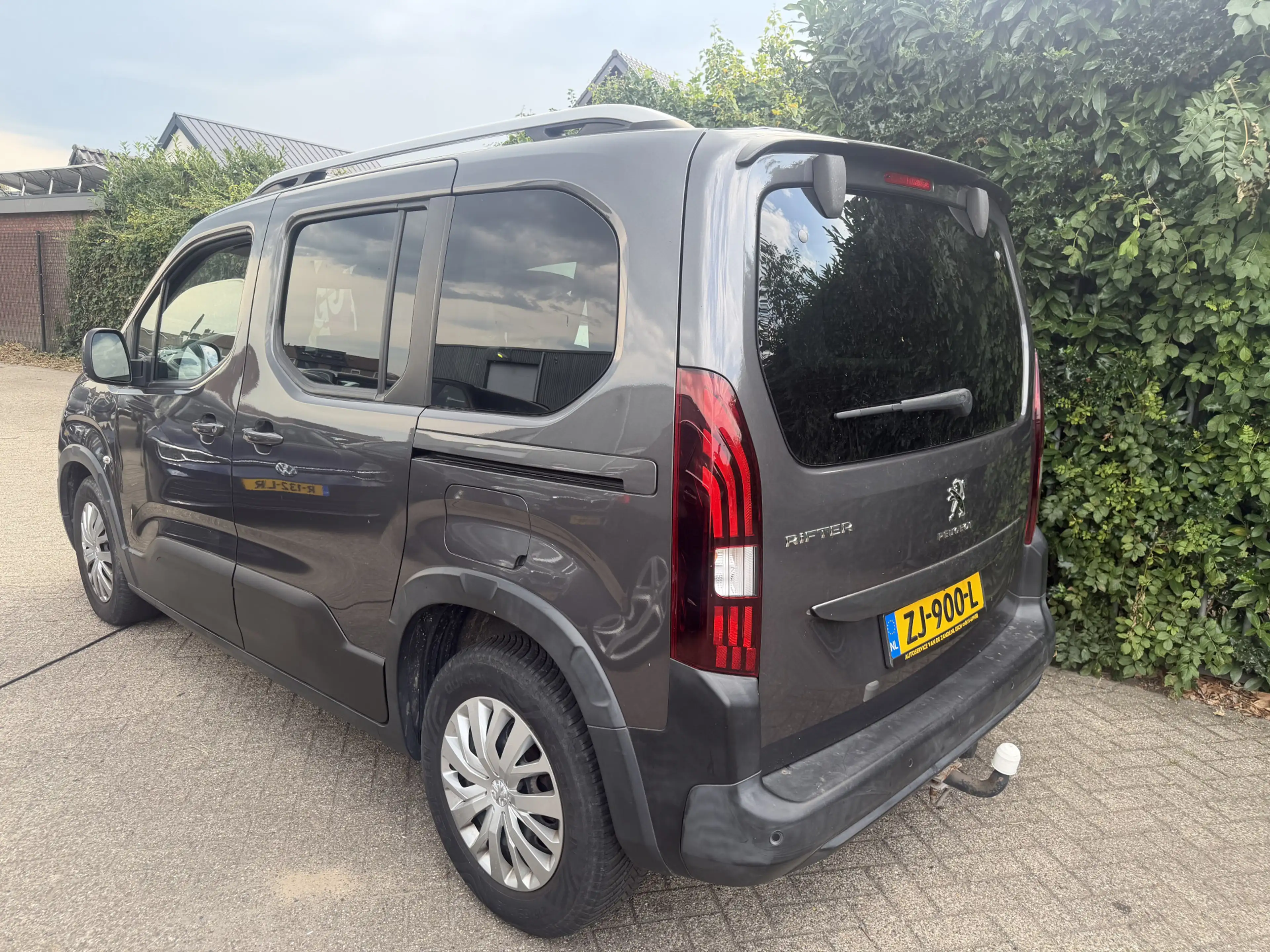 Peugeot Rifter 1.5 BlueHDI Allure — photo 9