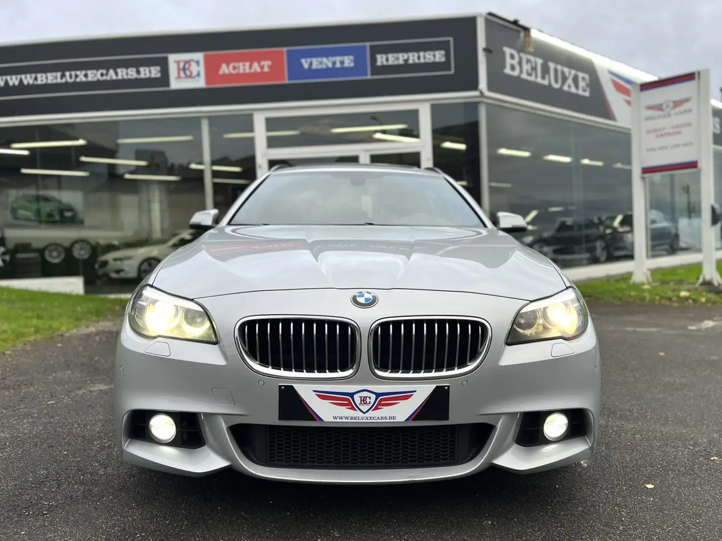 BMW 535 535DA M Sport*BRUIT MOTEUR*ROULE ET TOURNE*FIXE Ezüst - 2