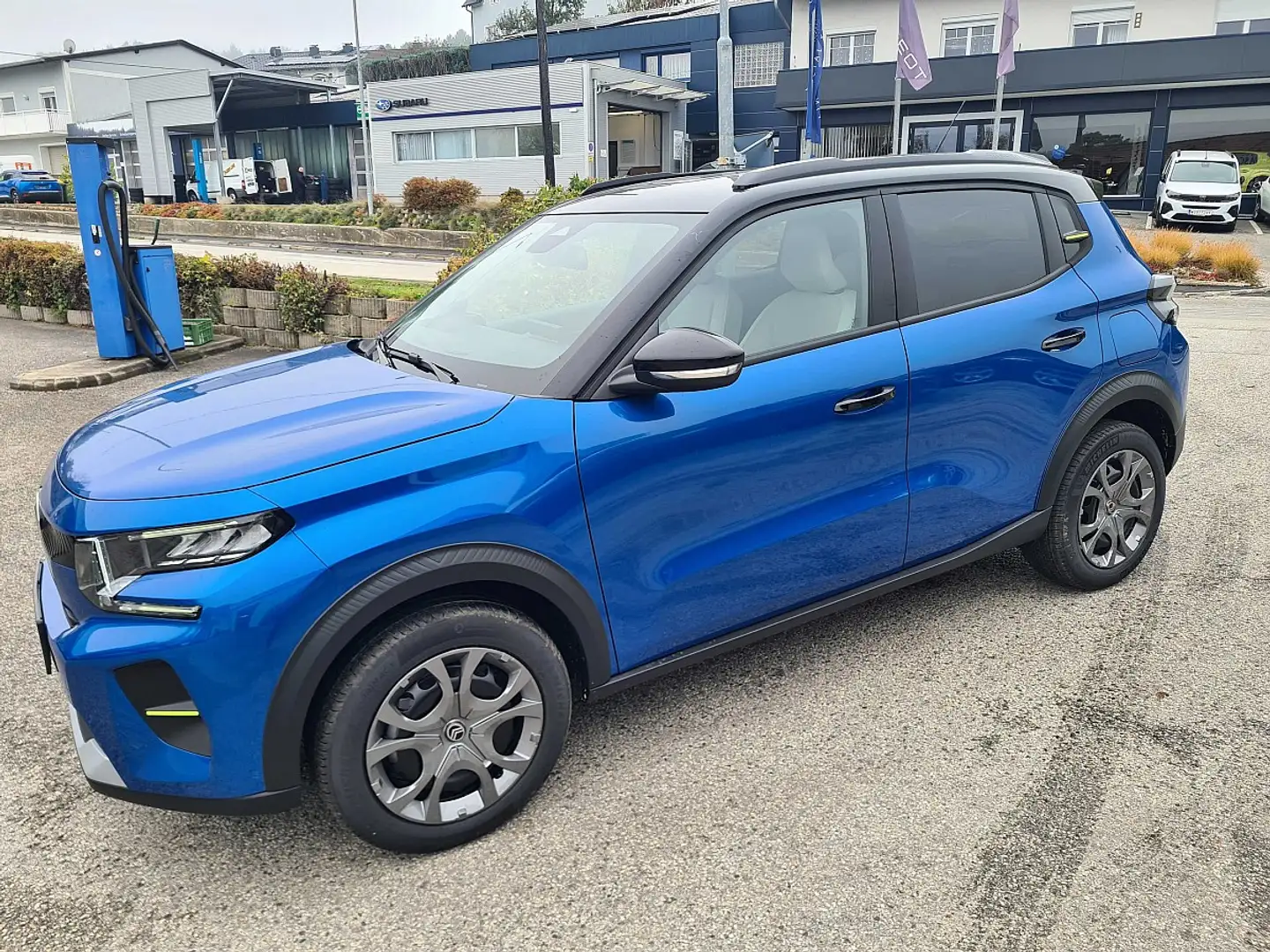 Citroen C3 PureTech 100 S&S 6-Gang-Manuell Max Blau - 2