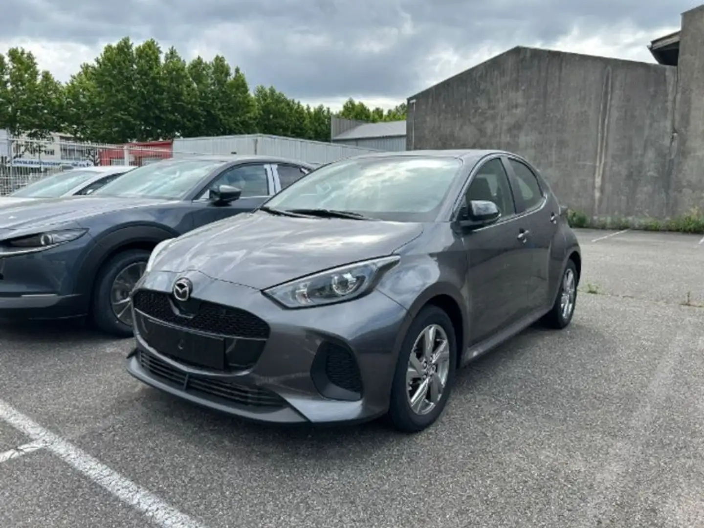 Mazda 2 Mazda2 Hybrid 2024 1.5L CVT 116 ch Exclusive-Line  Gris - 1