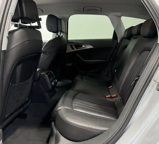 Audi A6 view 9