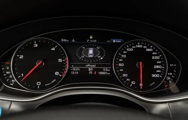 Audi A6 view 10