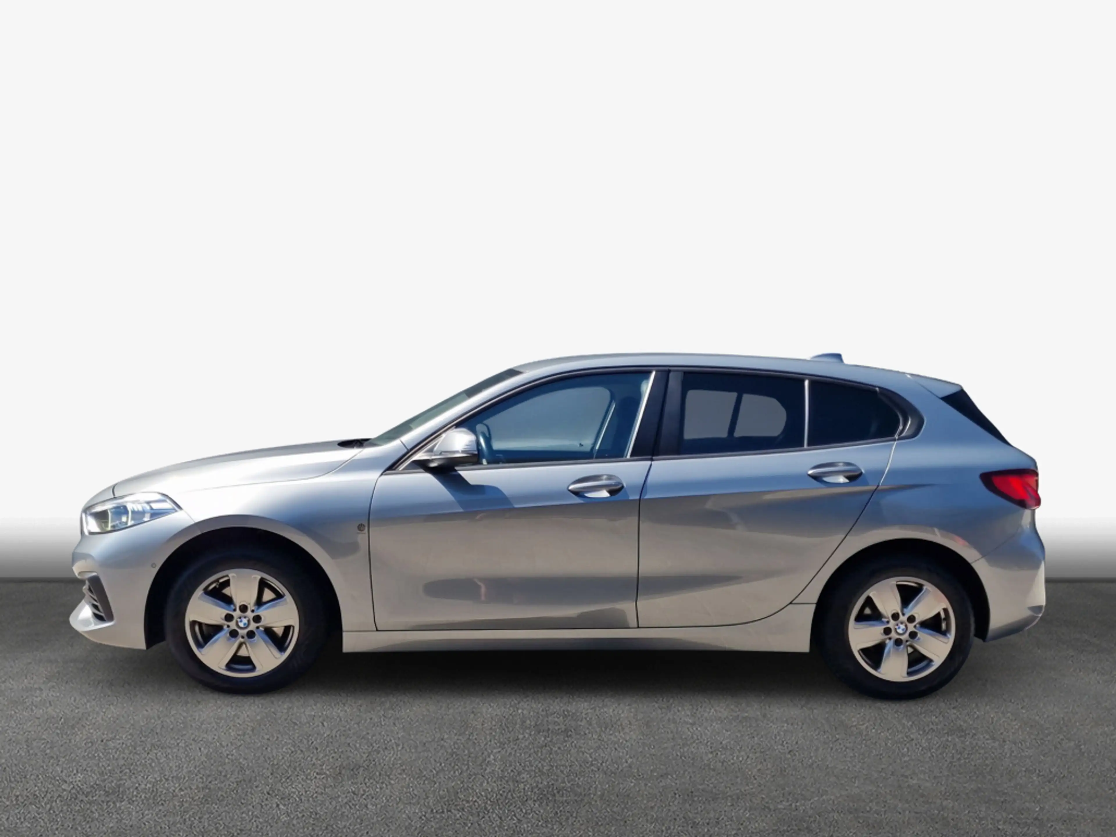 BMW 118 i Advantage LED Navi Sitz- und Lenkradheizung — photo 5