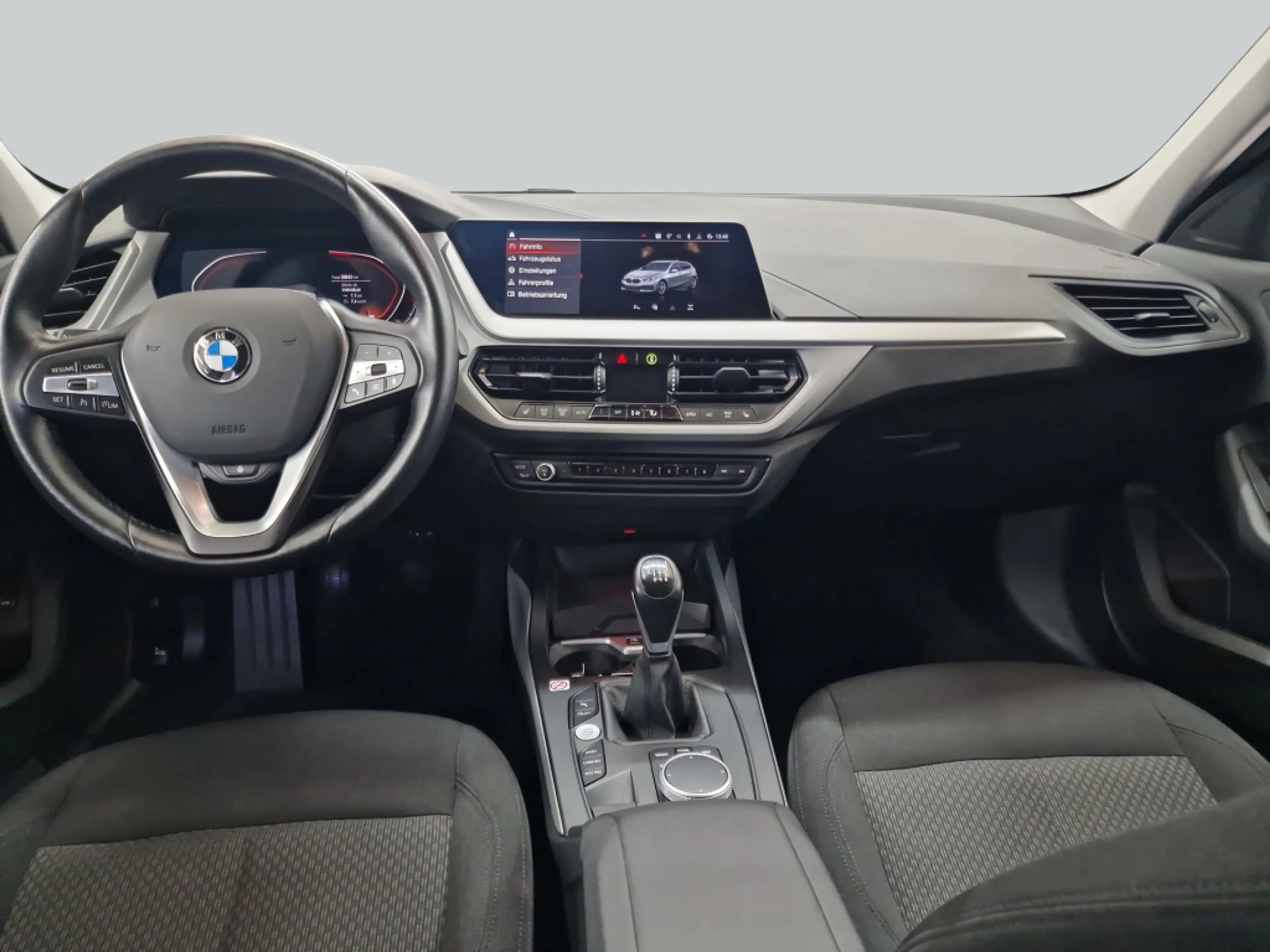 BMW 118 i Advantage LED Navi Sitz- und Lenkradheizung — photo 14